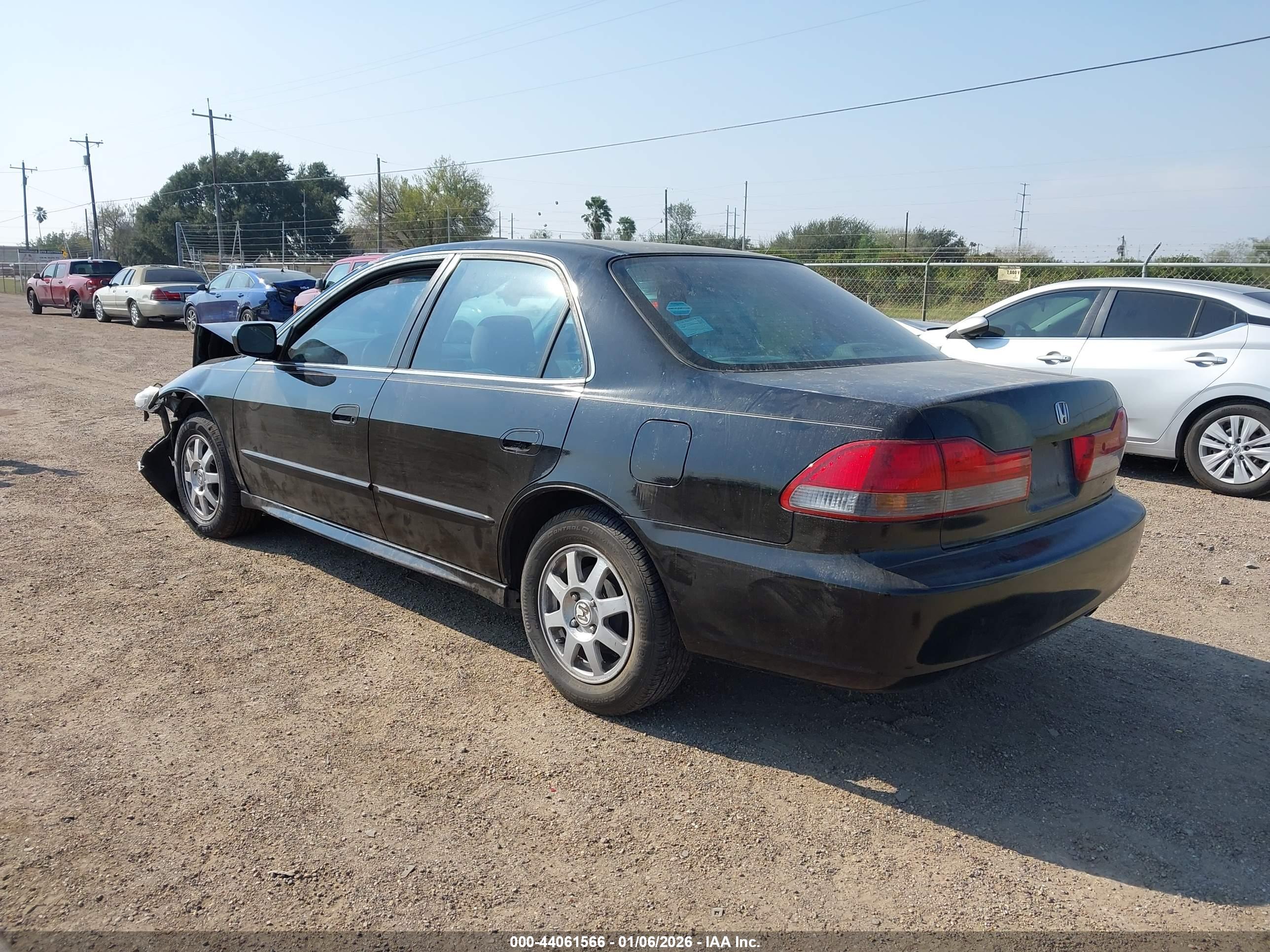HONDA ACCORD image 3