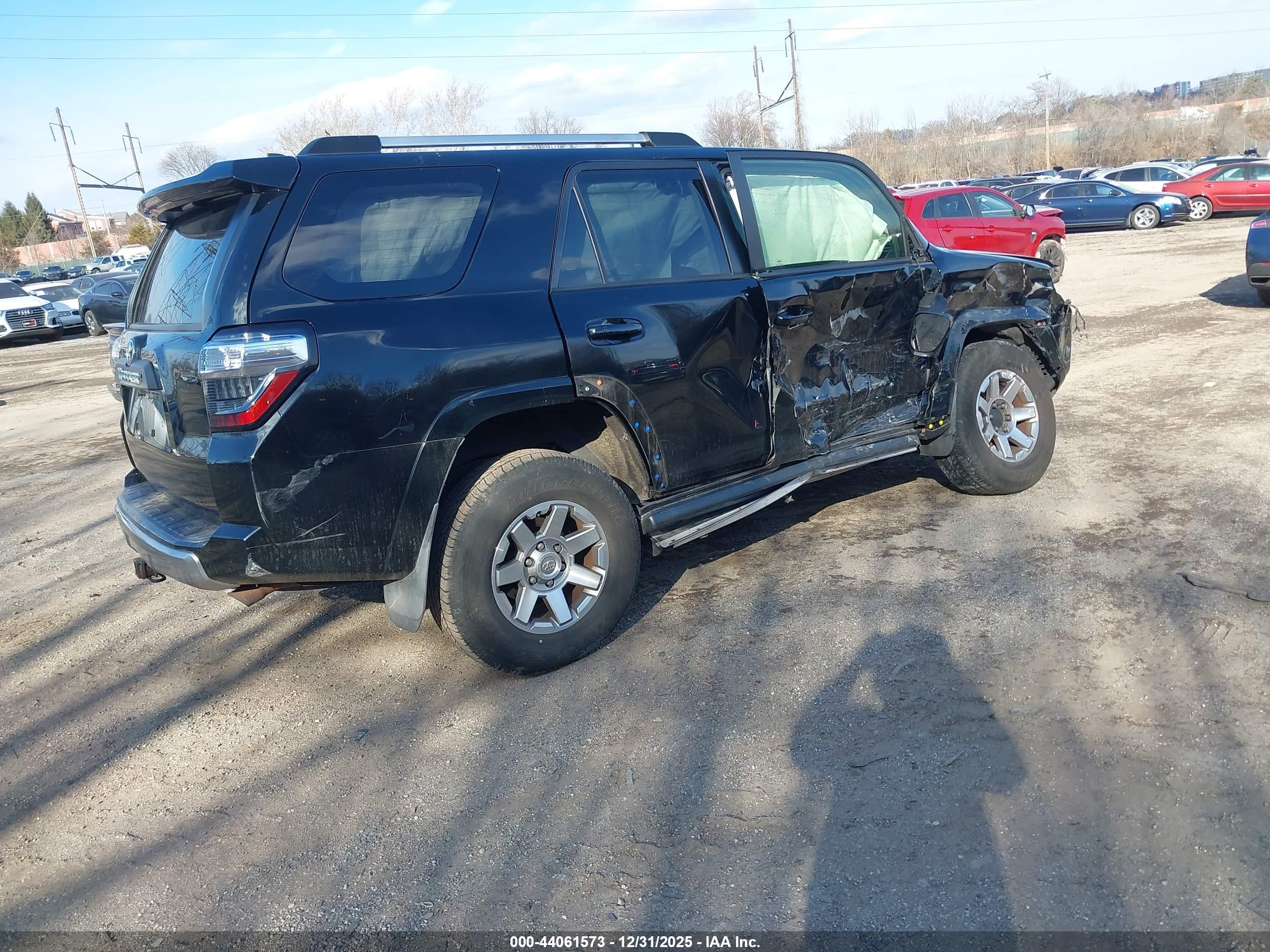 TOYOTA 4RUNNER image 4