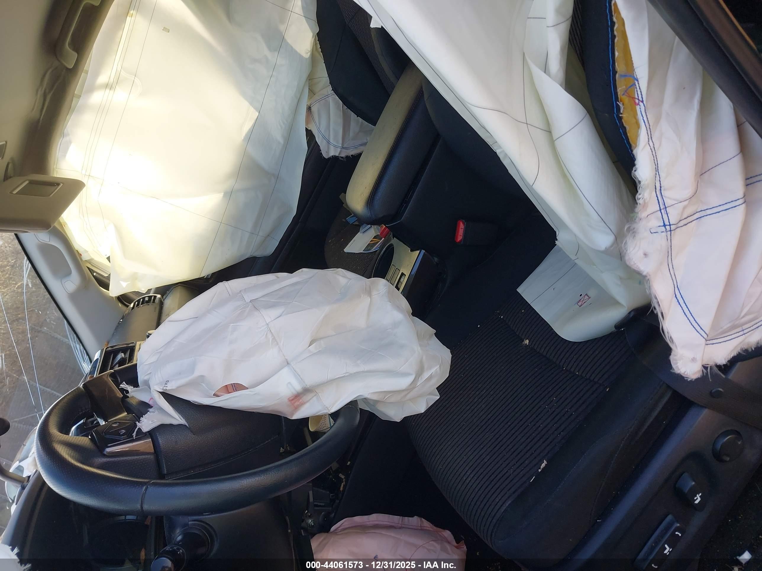 TOYOTA 4RUNNER image 5