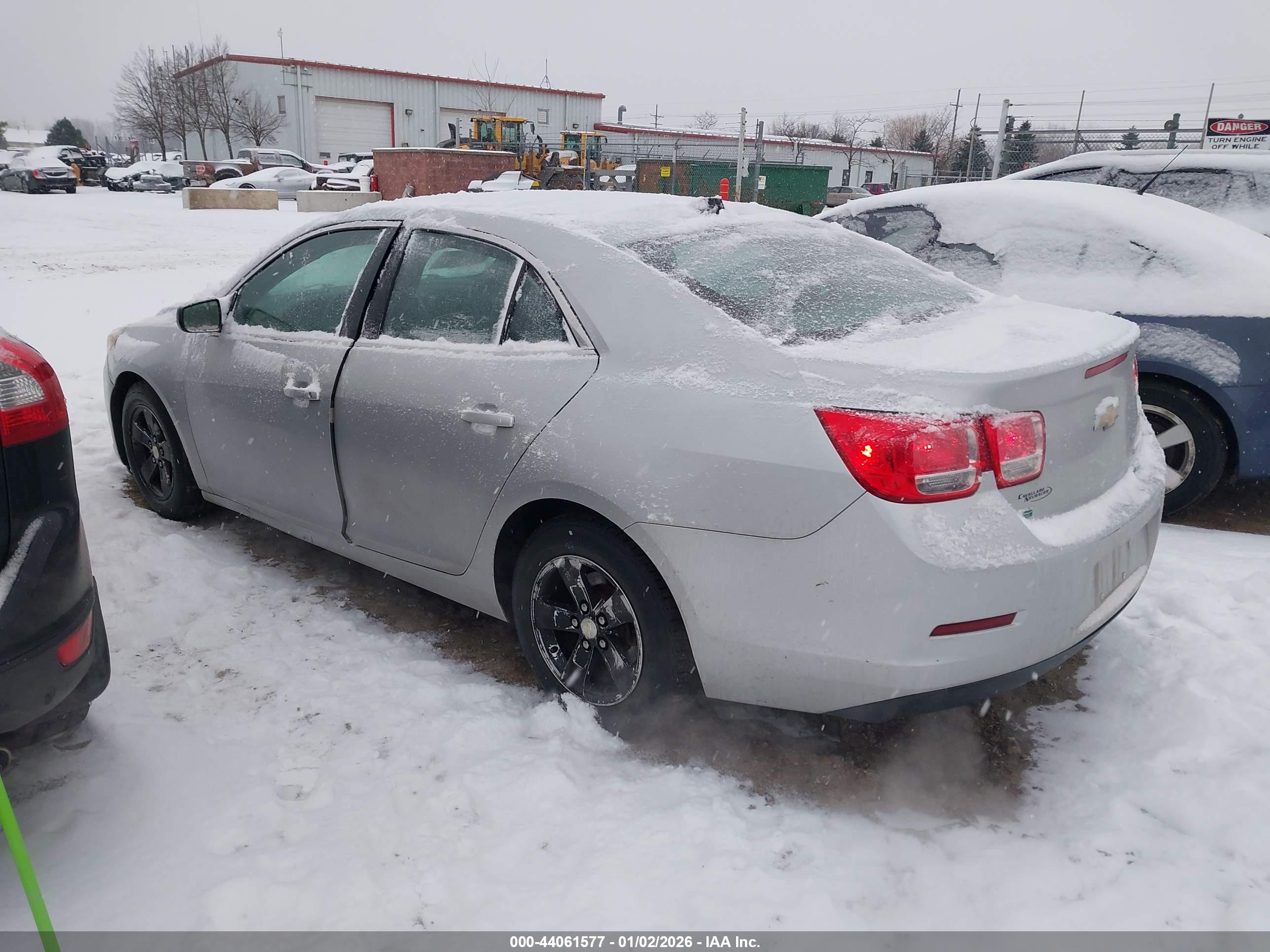 CHEVROLET MALIBU image 3
