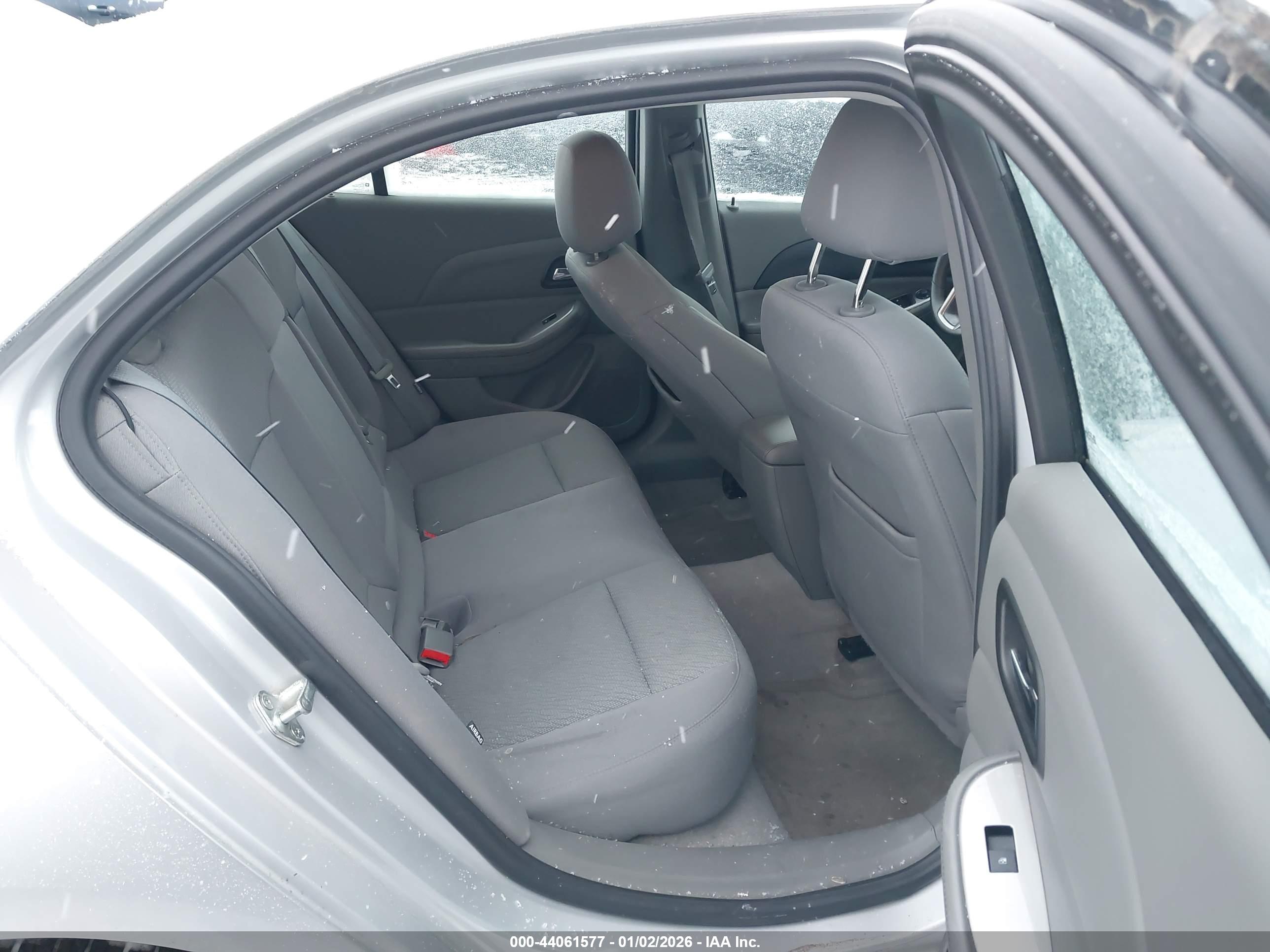 CHEVROLET MALIBU image 8