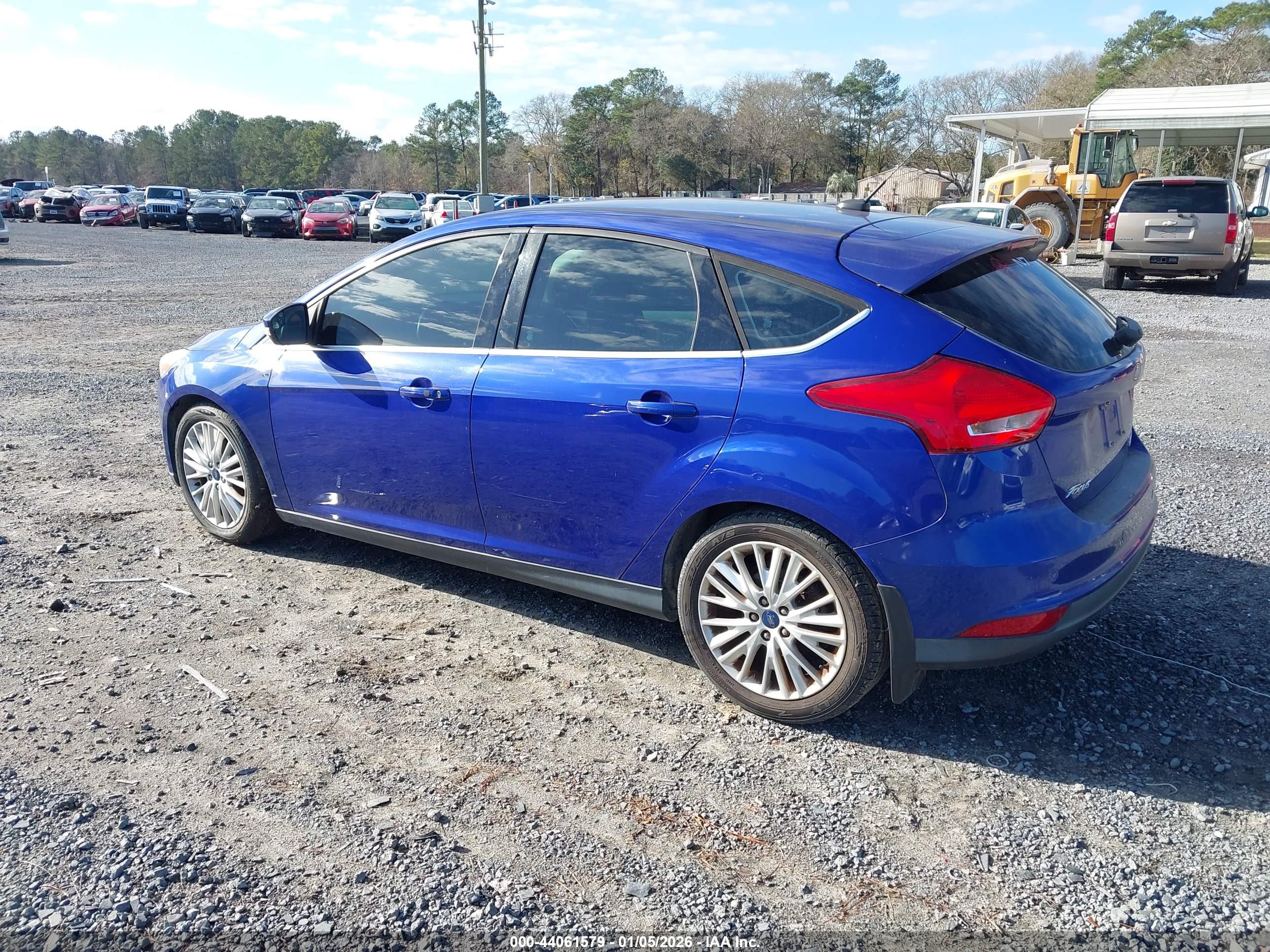 FORD FOCUS image 3