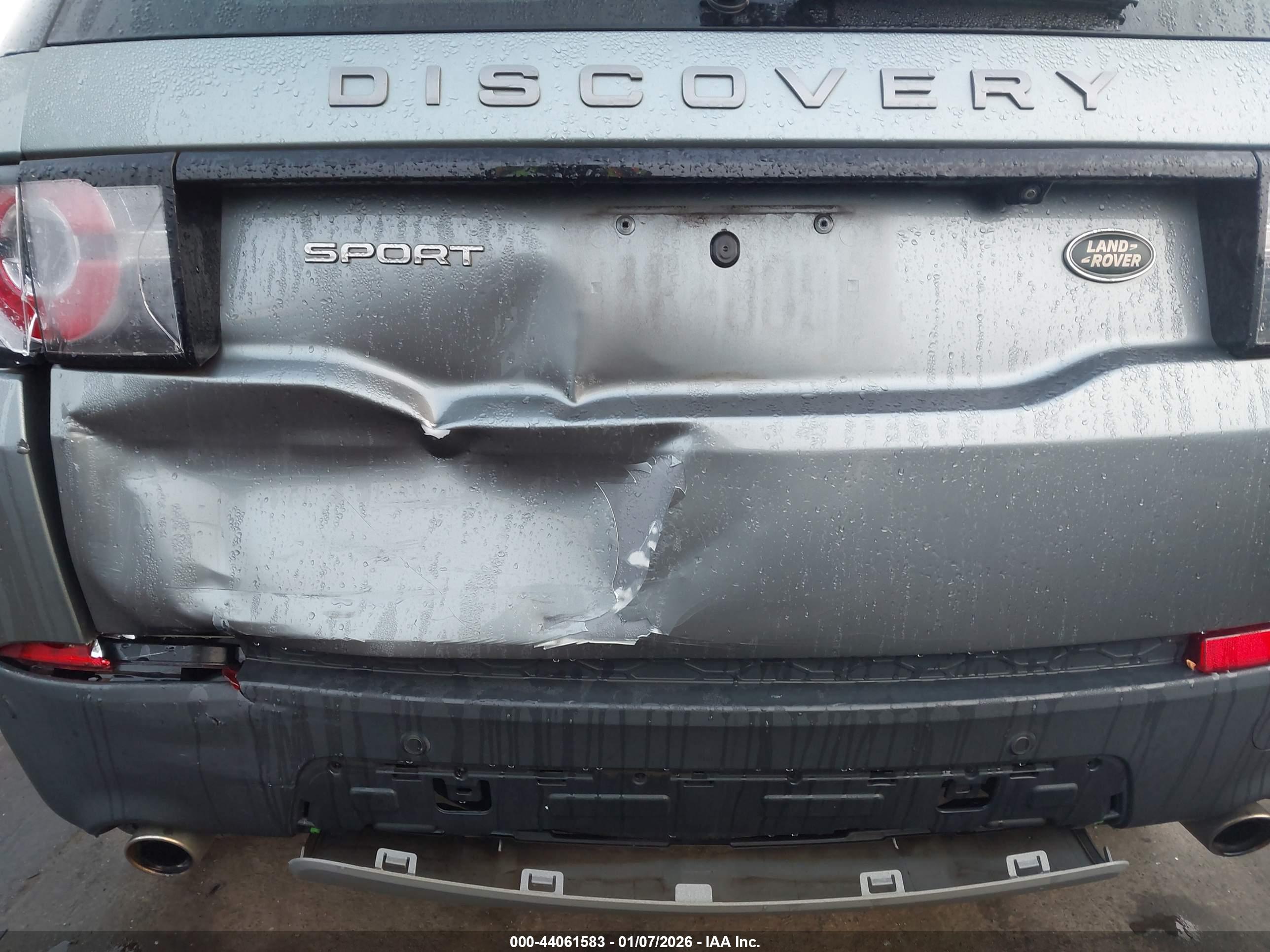 LAND ROVER image 6
