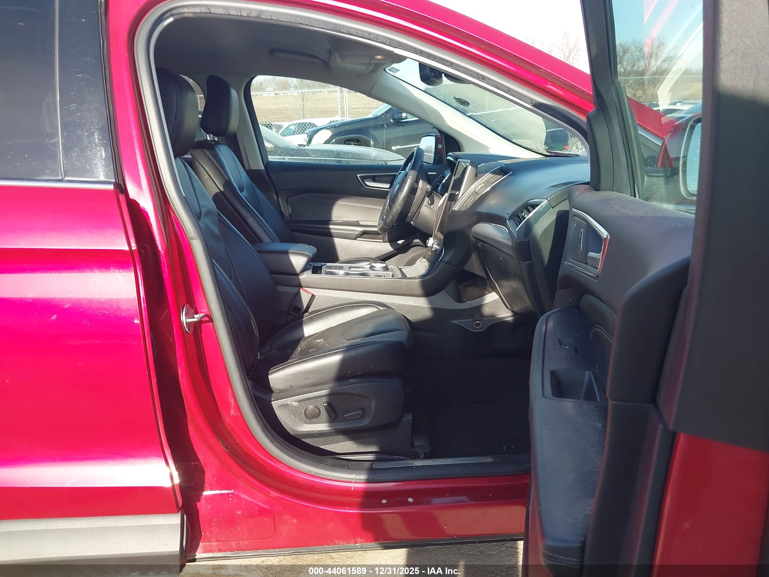 FORD EDGE image 5