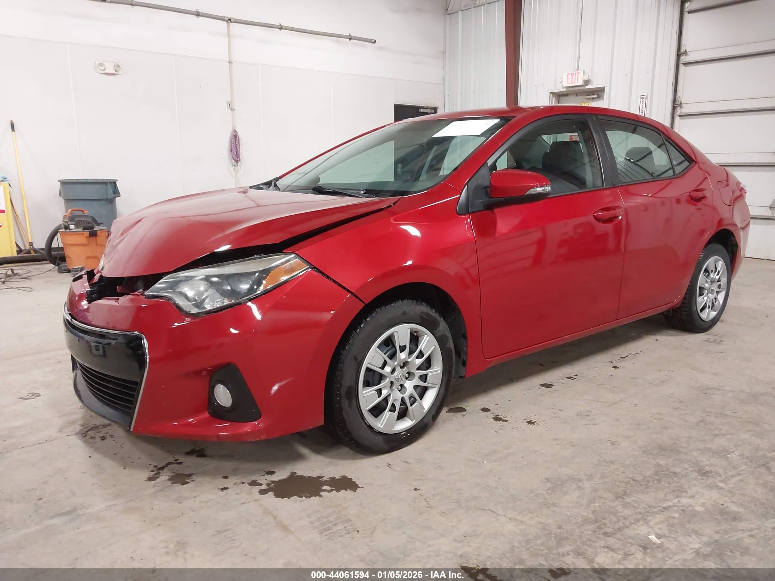 TOYOTA COROLLA image 2