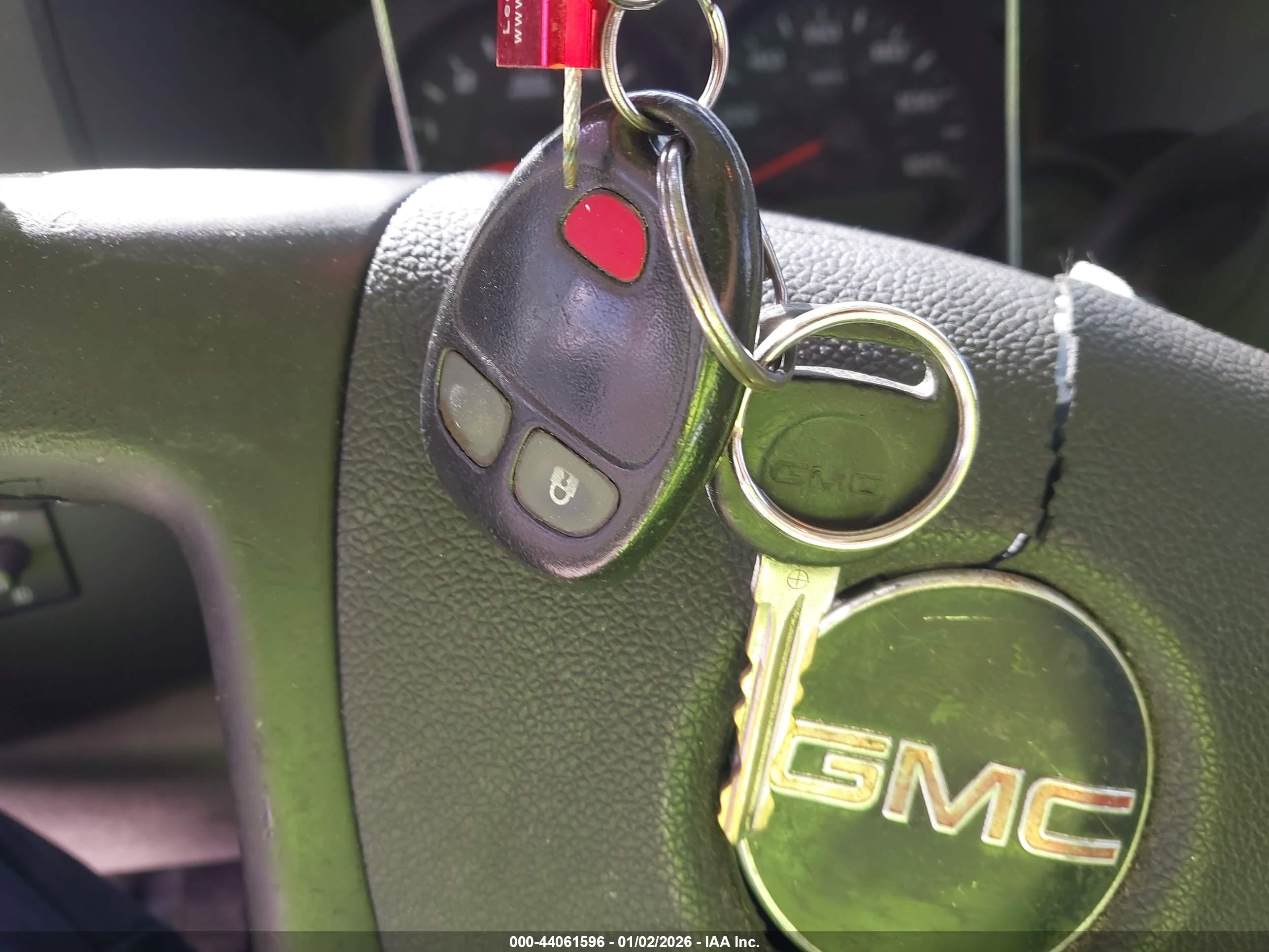 GMC SIERRA image 11