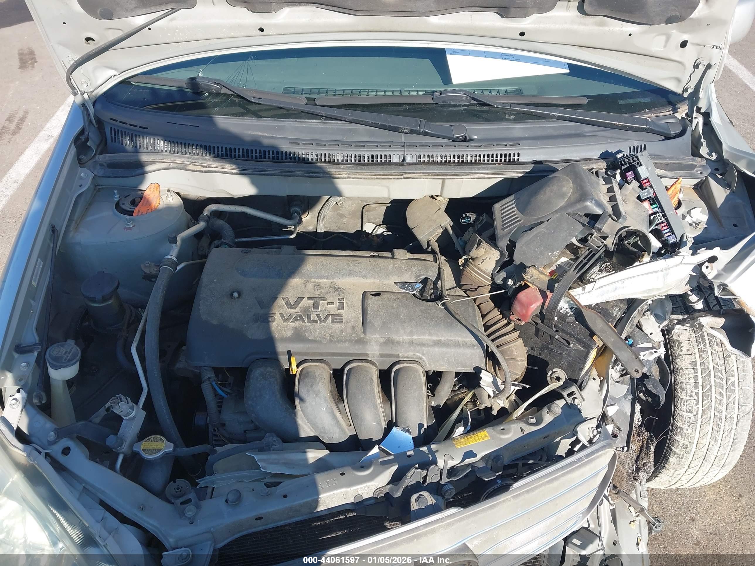 TOYOTA COROLLA image 10