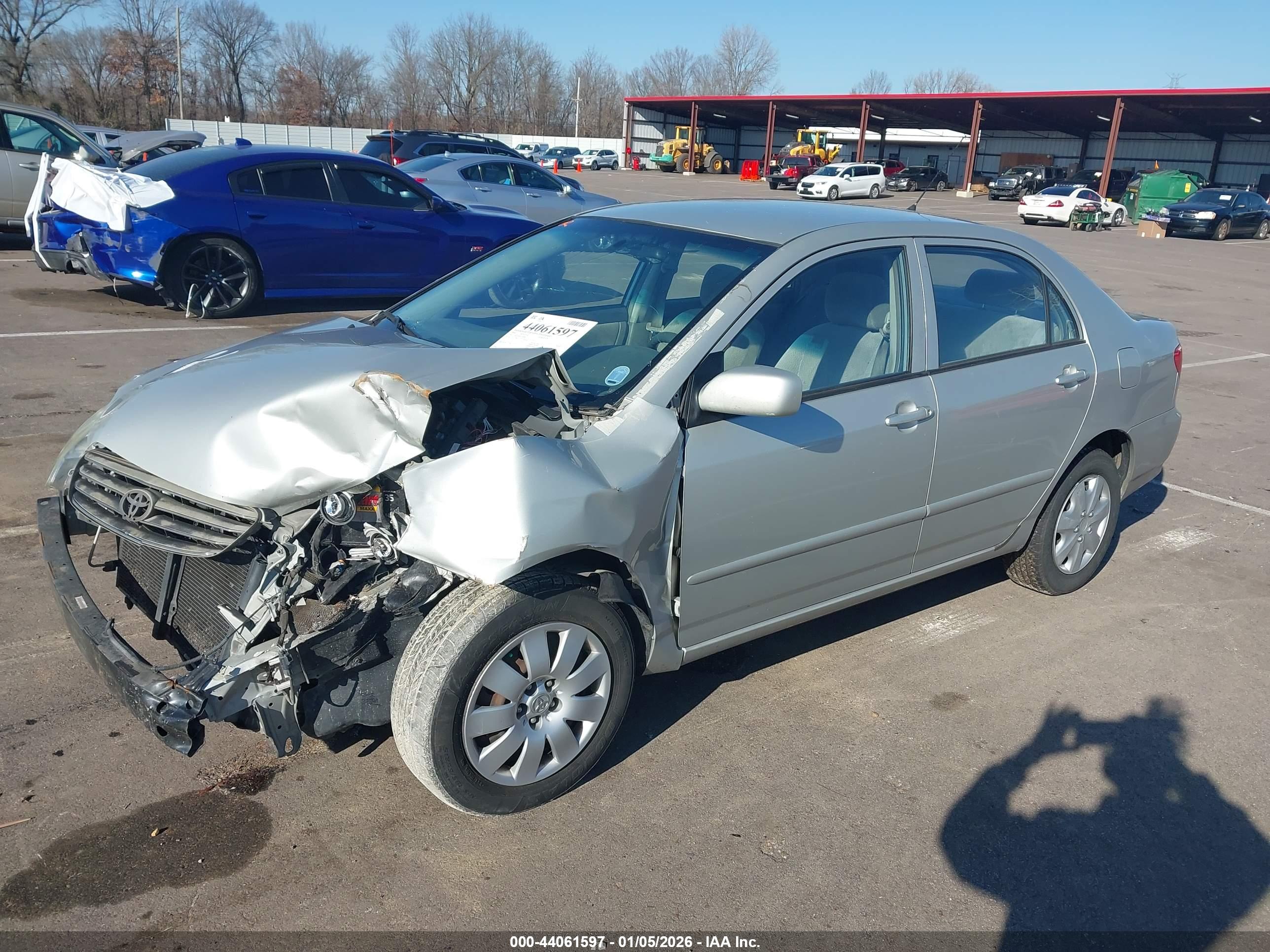 TOYOTA COROLLA image 2