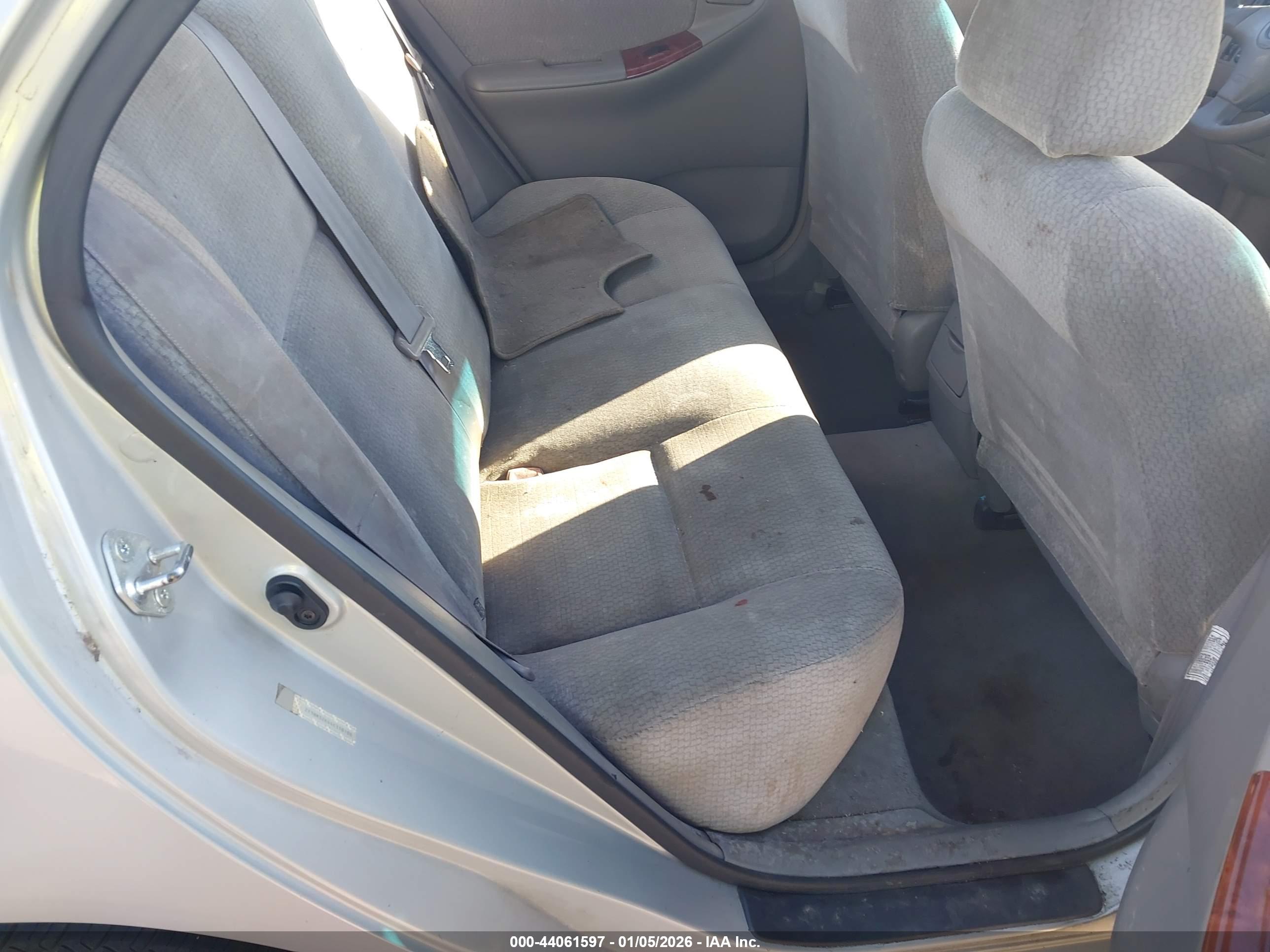 TOYOTA COROLLA image 8