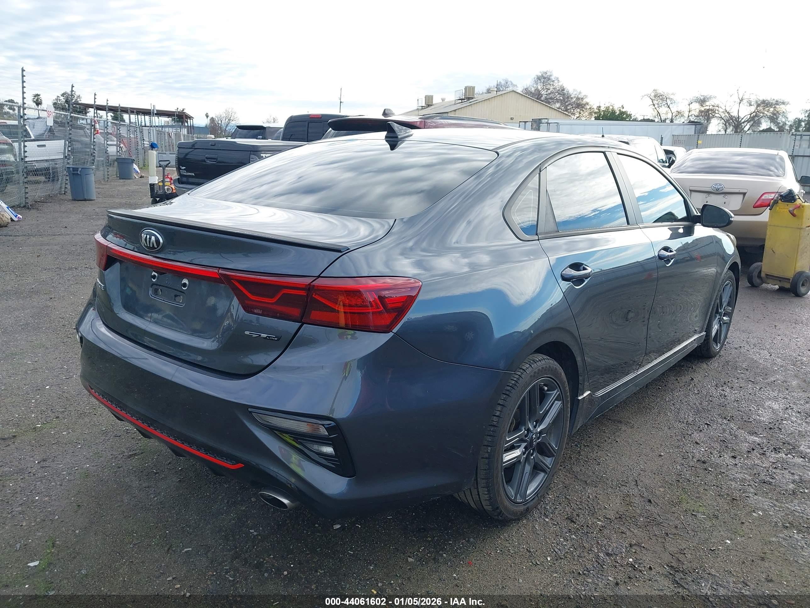 KIA FORTE image 4