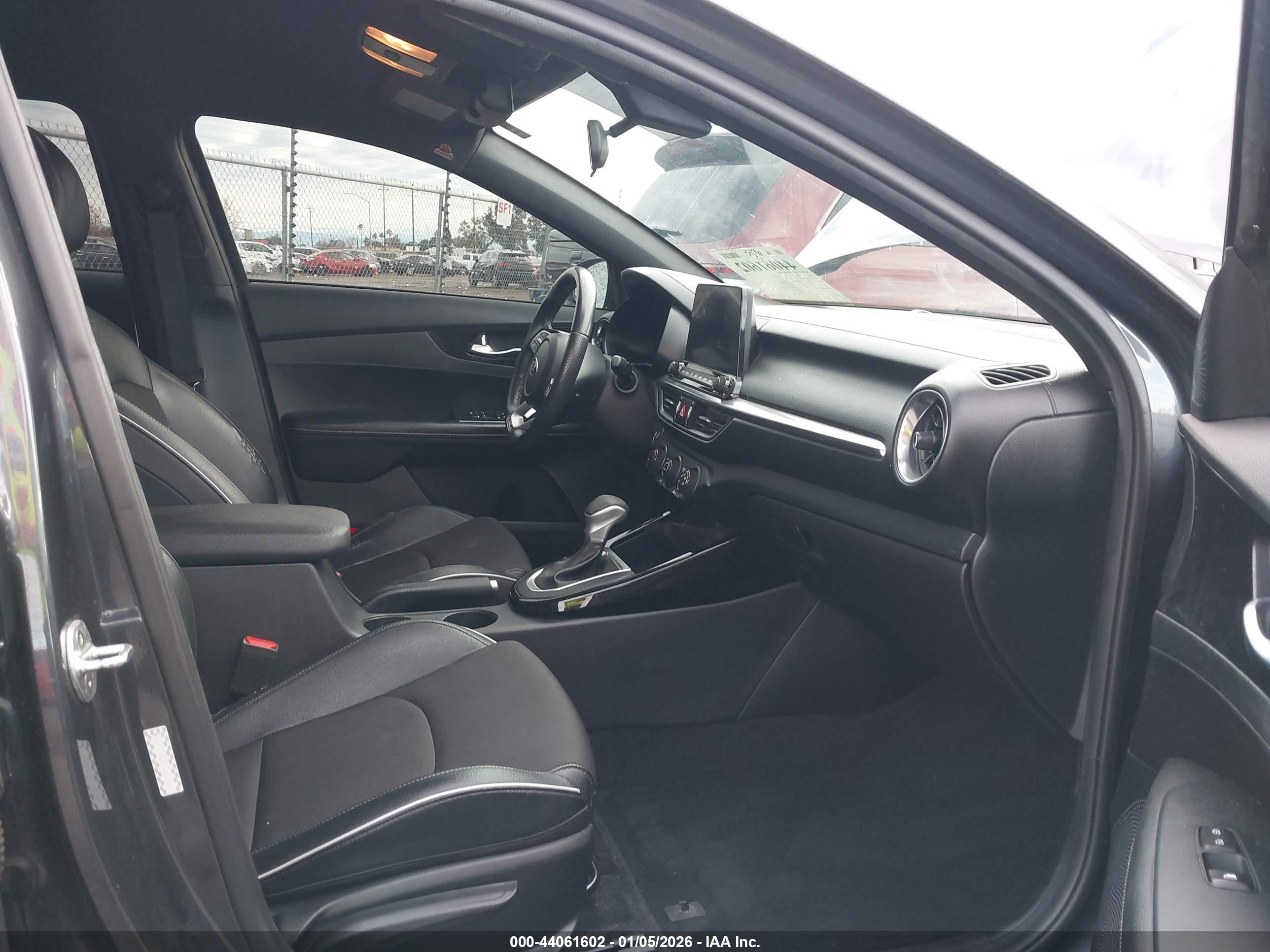 KIA FORTE image 5