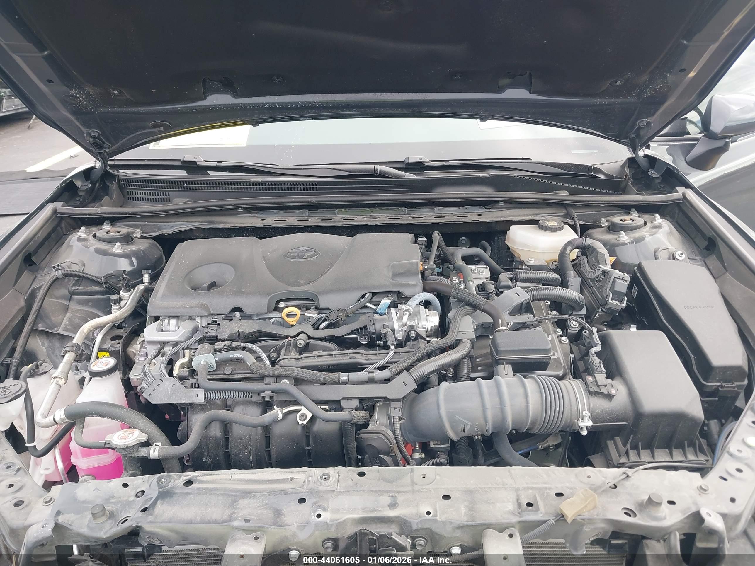 TOYOTA CAMRY image 10