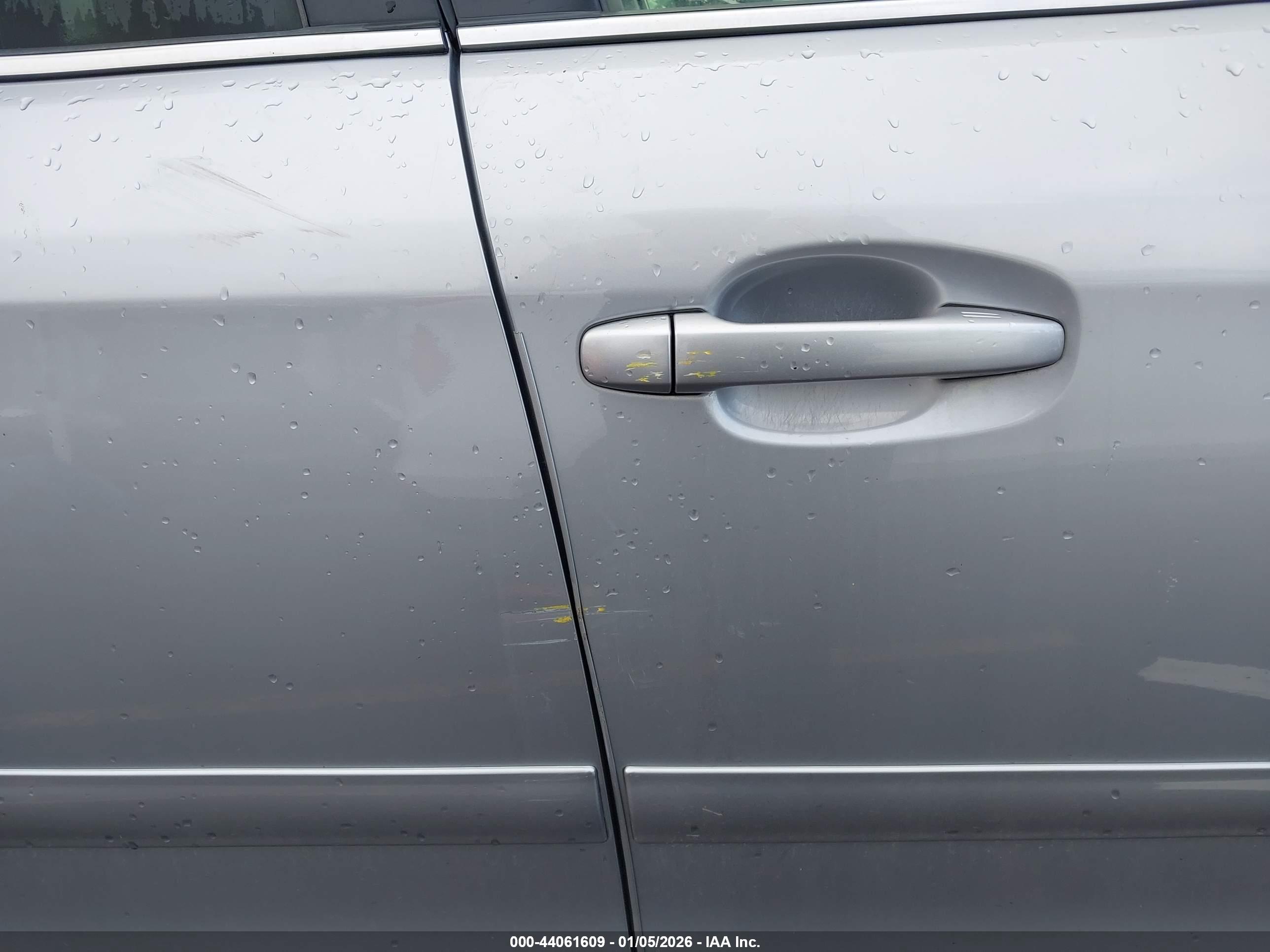 SUBARU FORESTER image 6