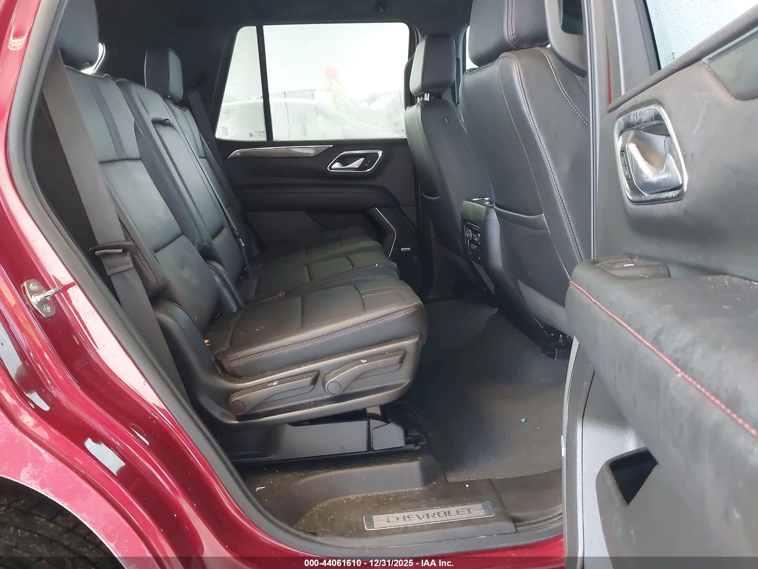 CHEVROLET TAHOE image 8