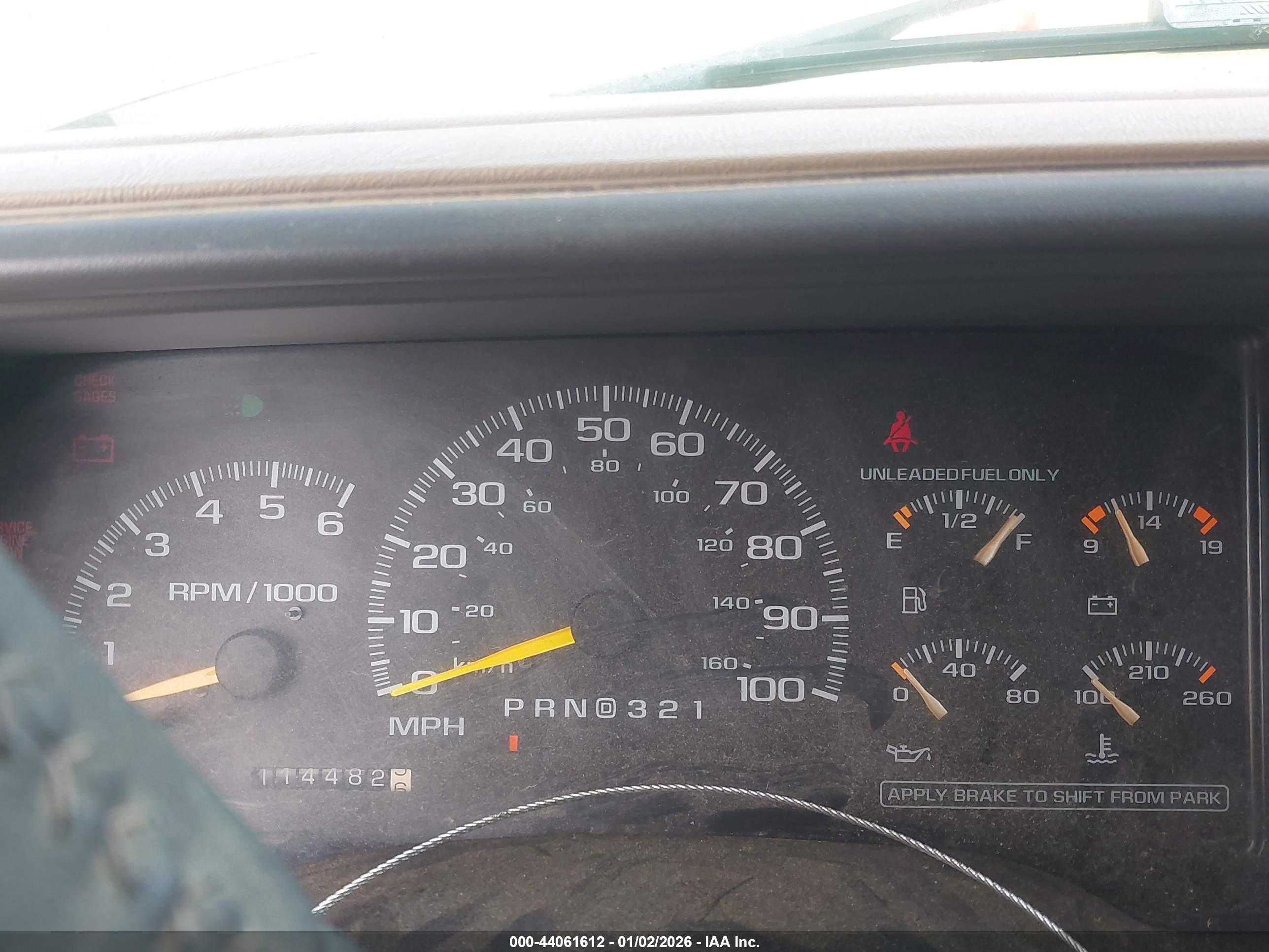CHEVROLET SUBURBAN image 7