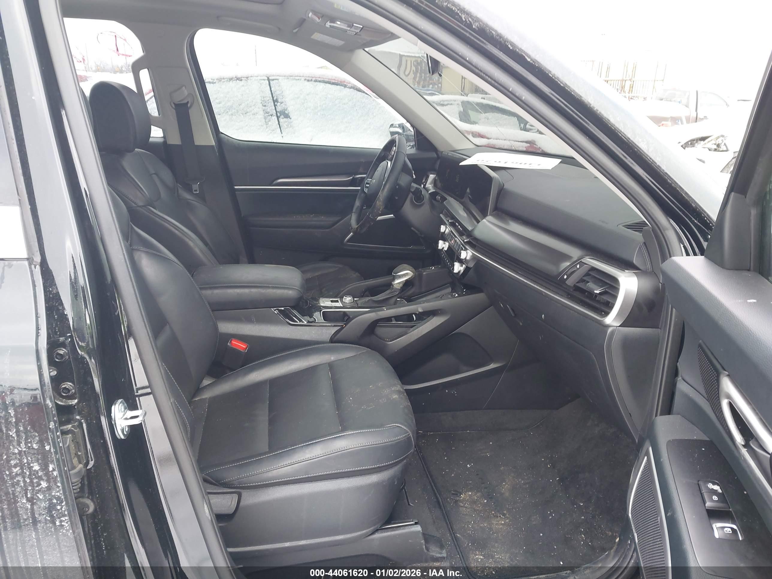 KIA TELLURIDE image 5