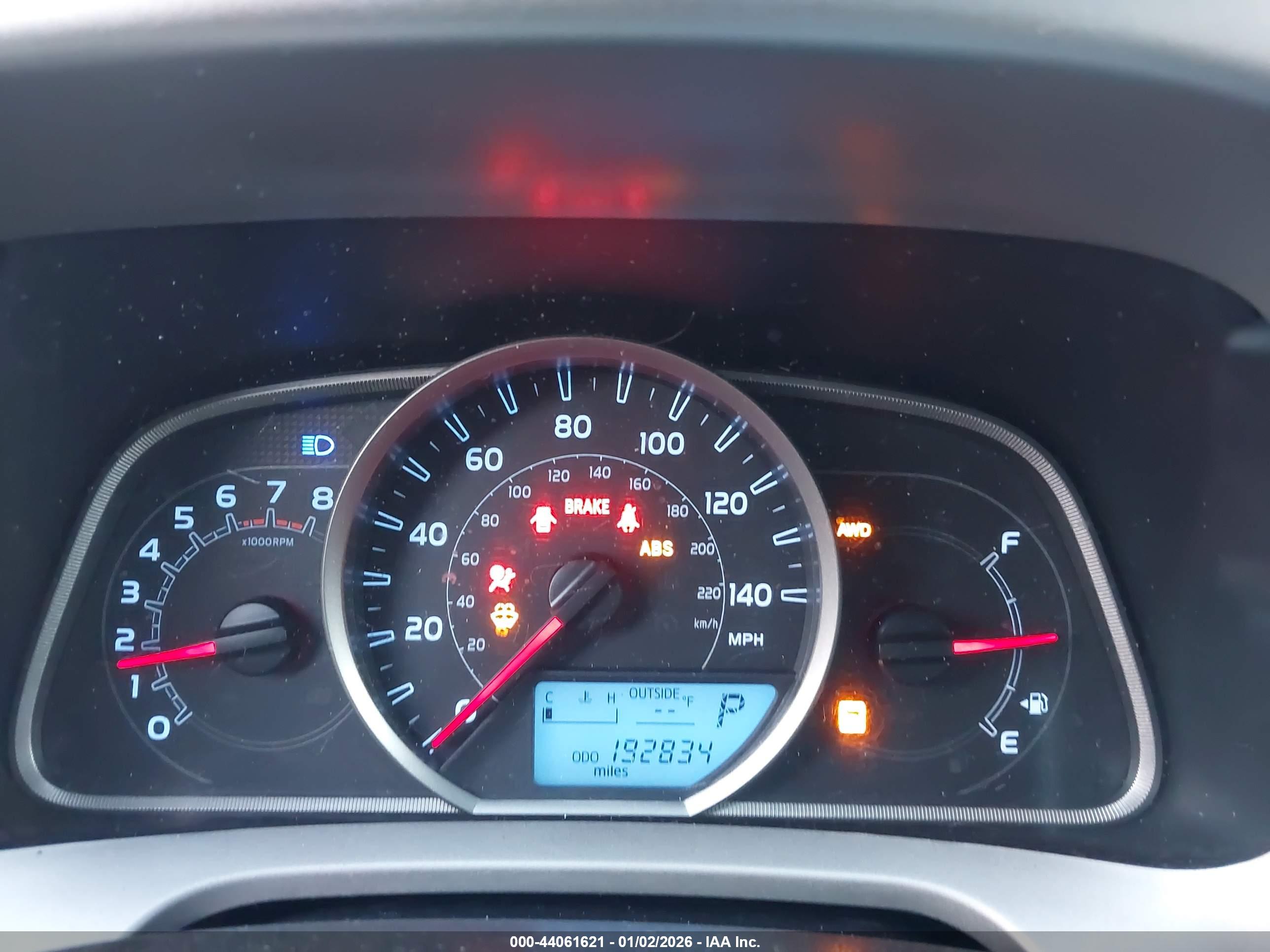 TOYOTA RAV4 image 7