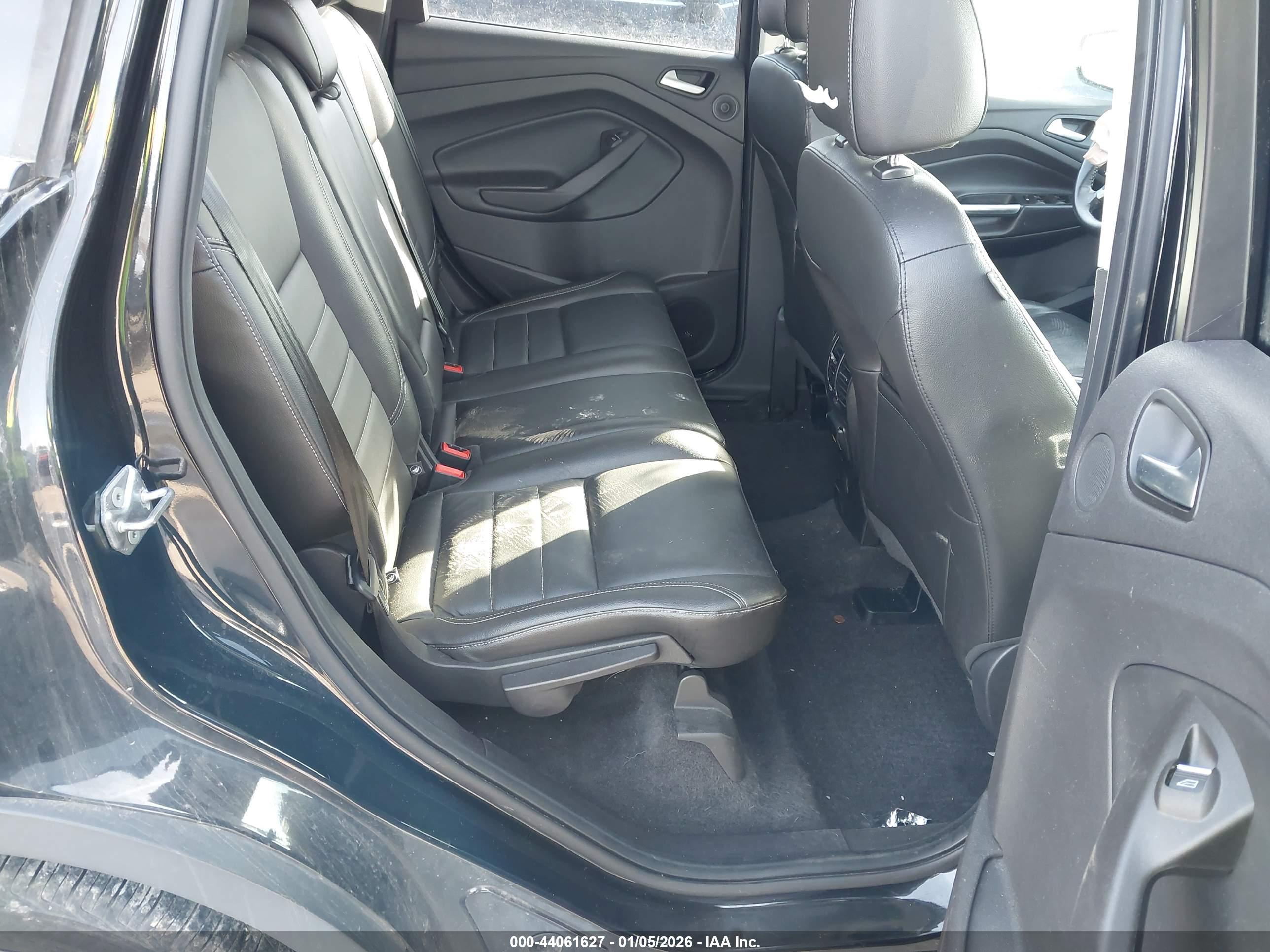 FORD ESCAPE image 8