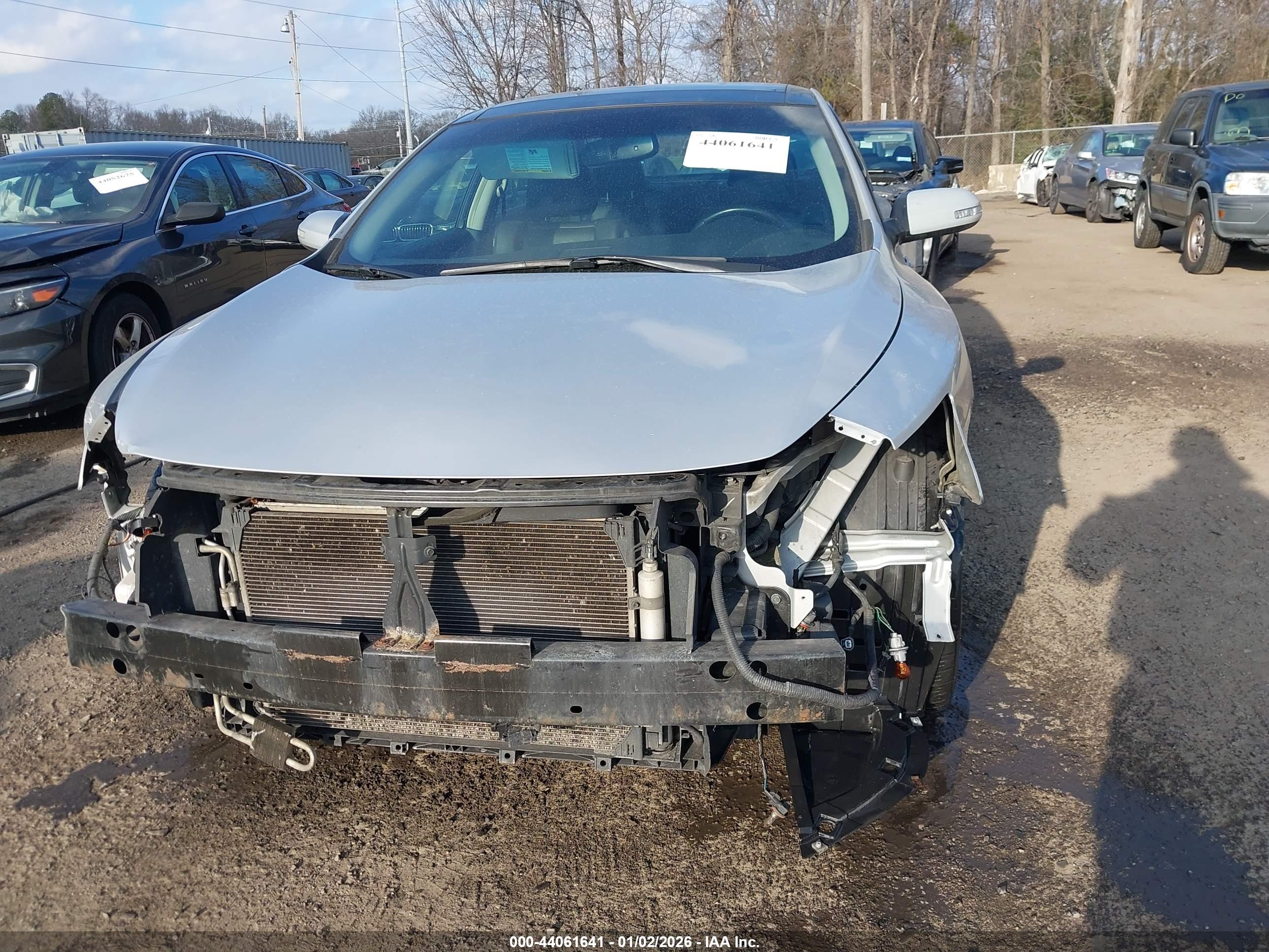 NISSAN MAXIMA image 6