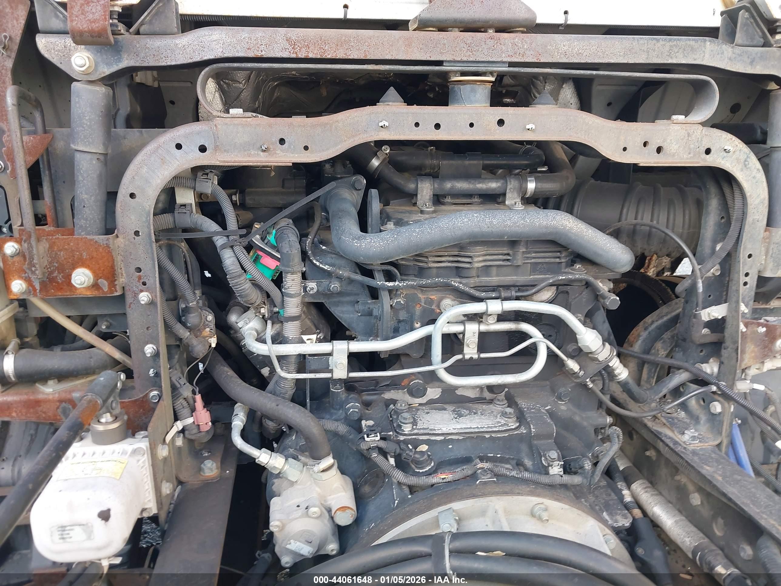 NISSAN DIESEL image 10