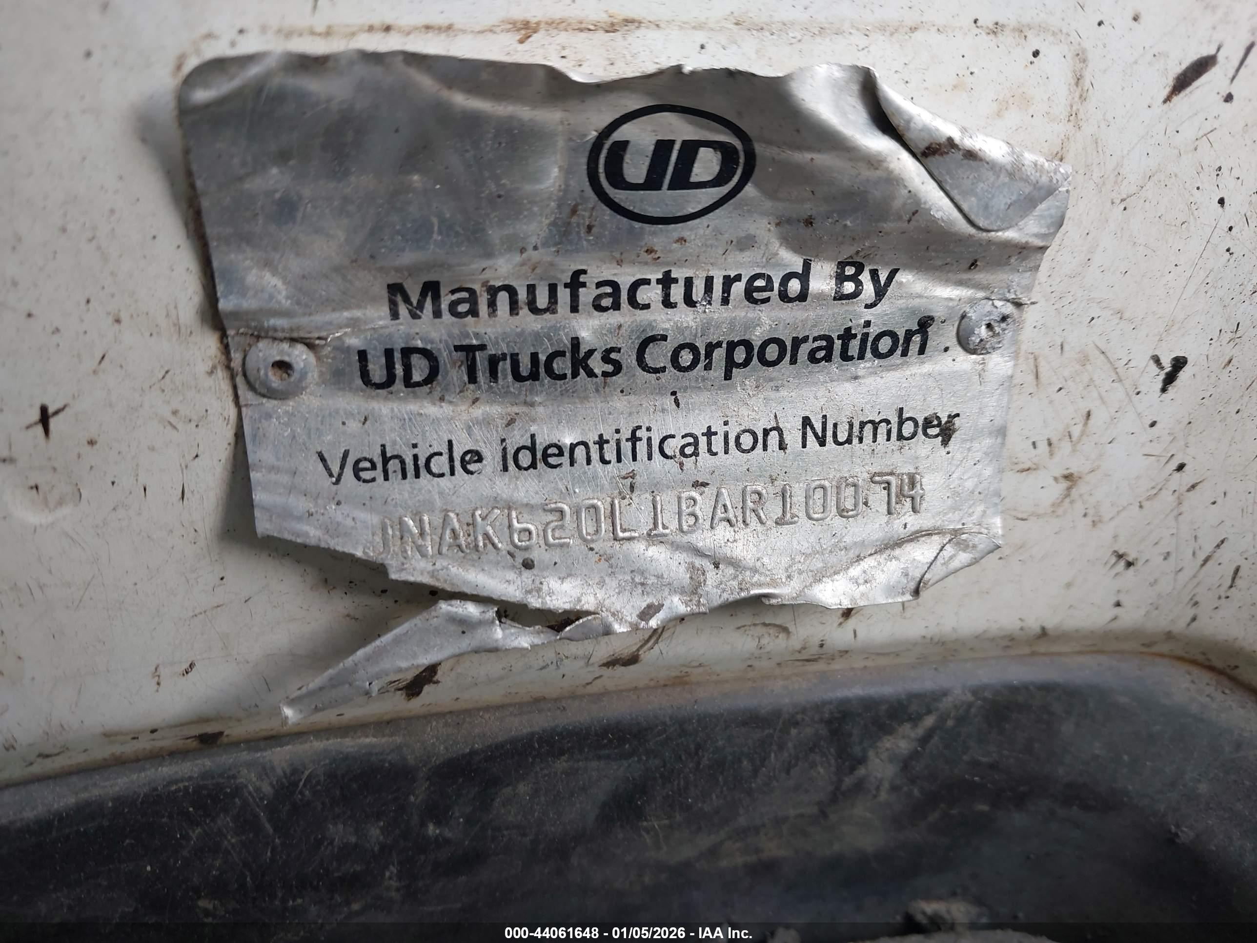 NISSAN DIESEL image 9