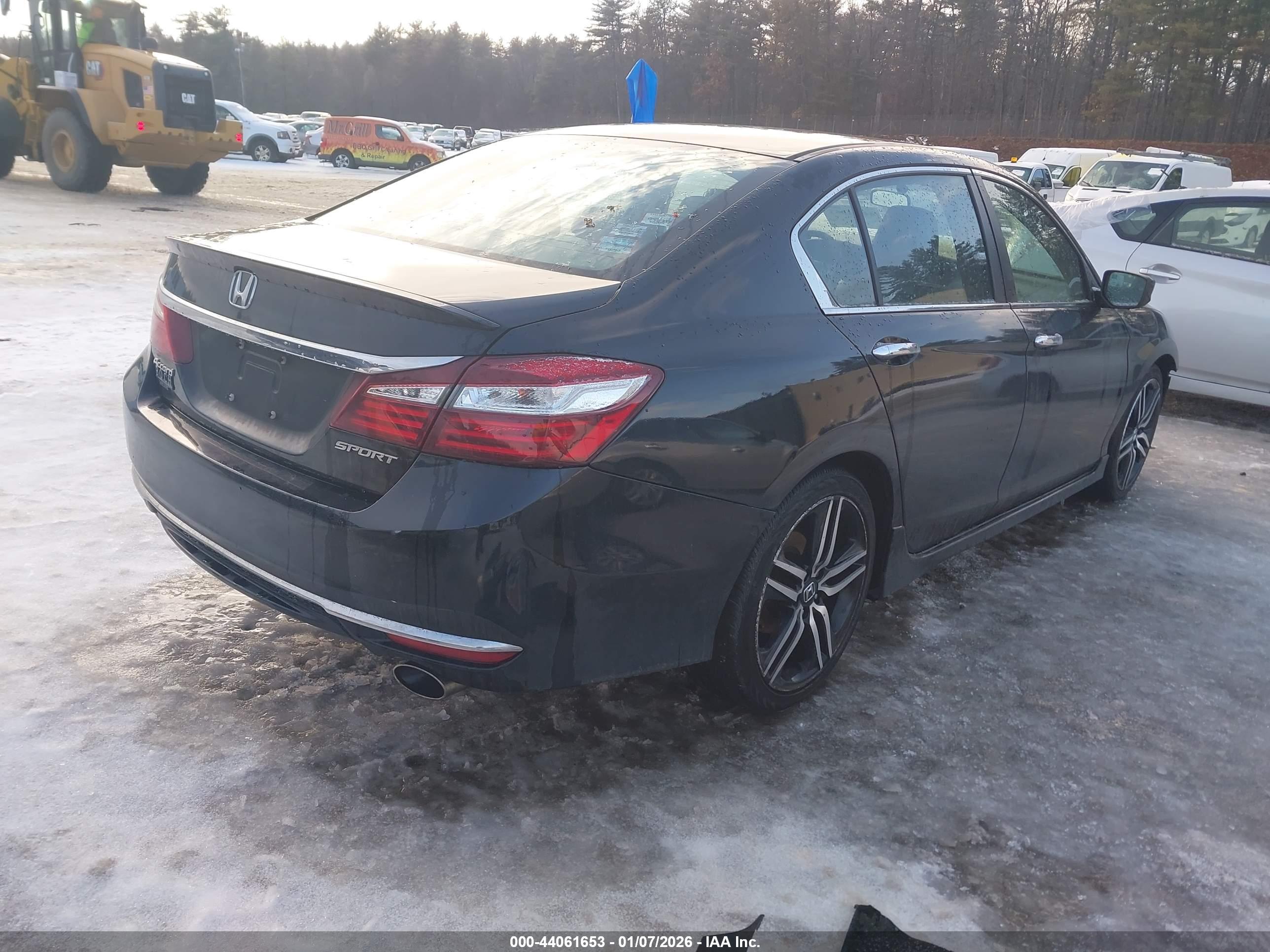 HONDA ACCORD image 4