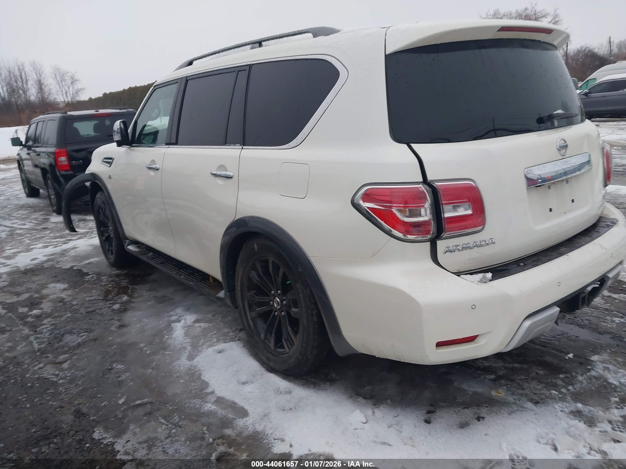 NISSAN ARMADA image 3