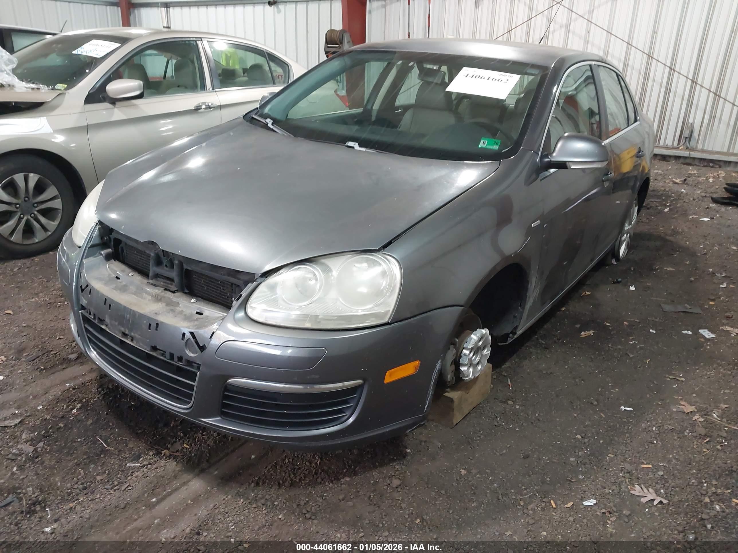VOLKSWAGEN JETTA image 2