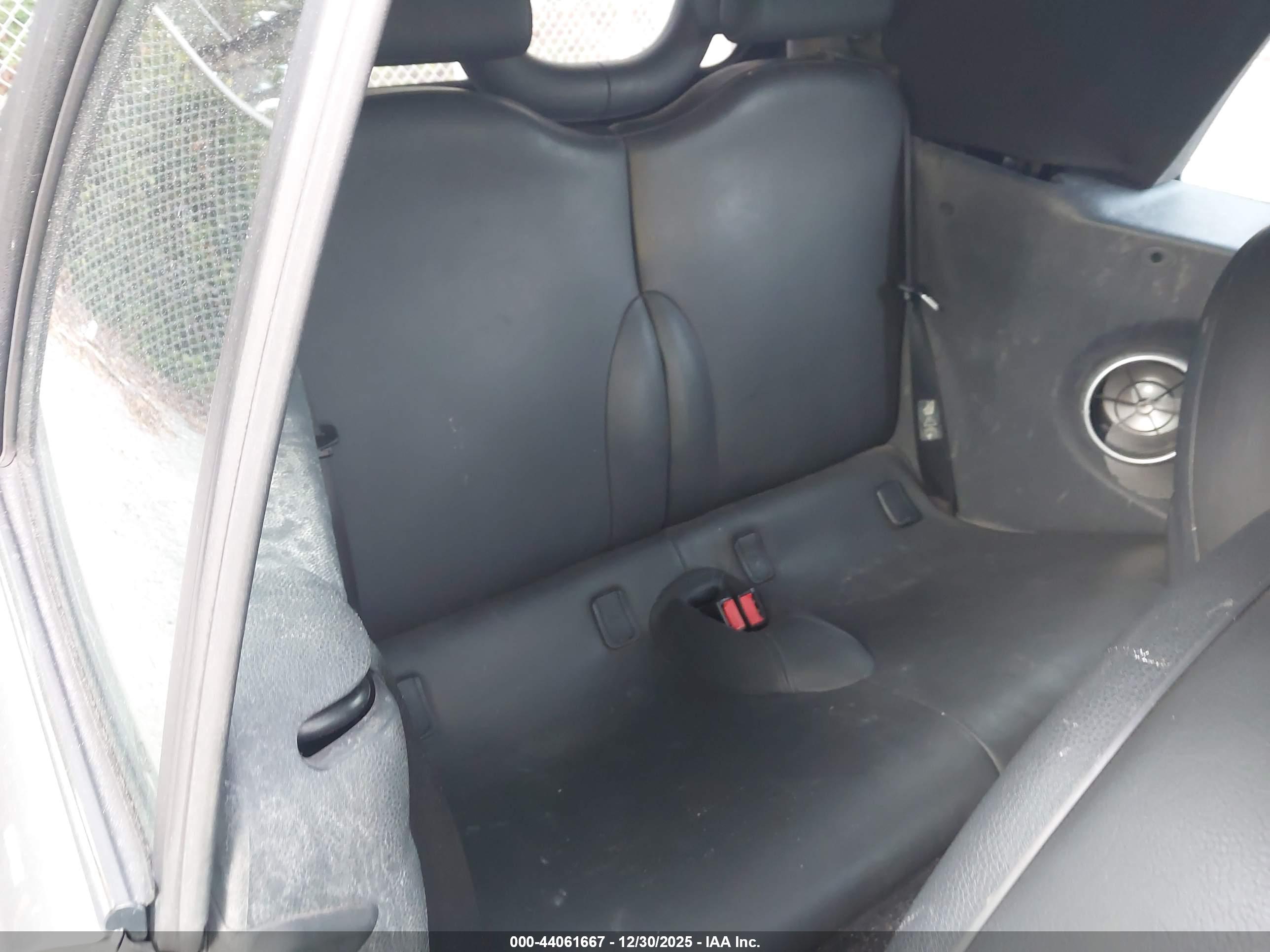 MINI COOPER image 8