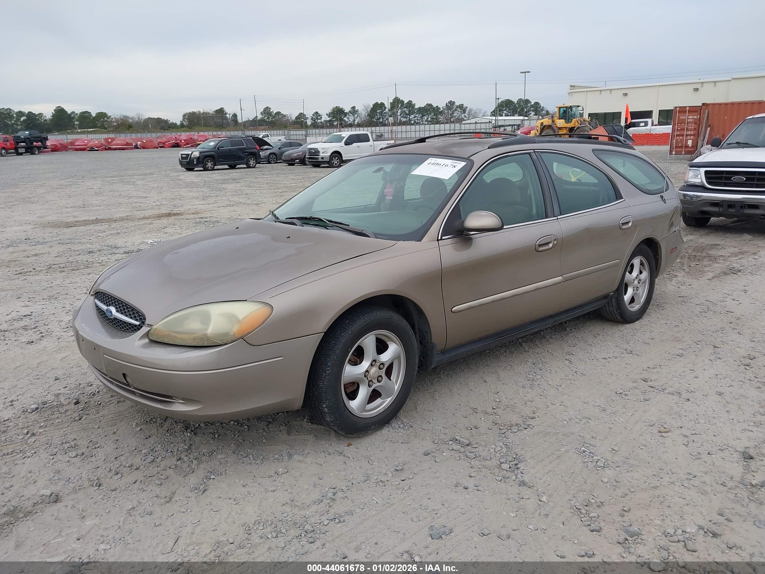 FORD TAURUS image 2