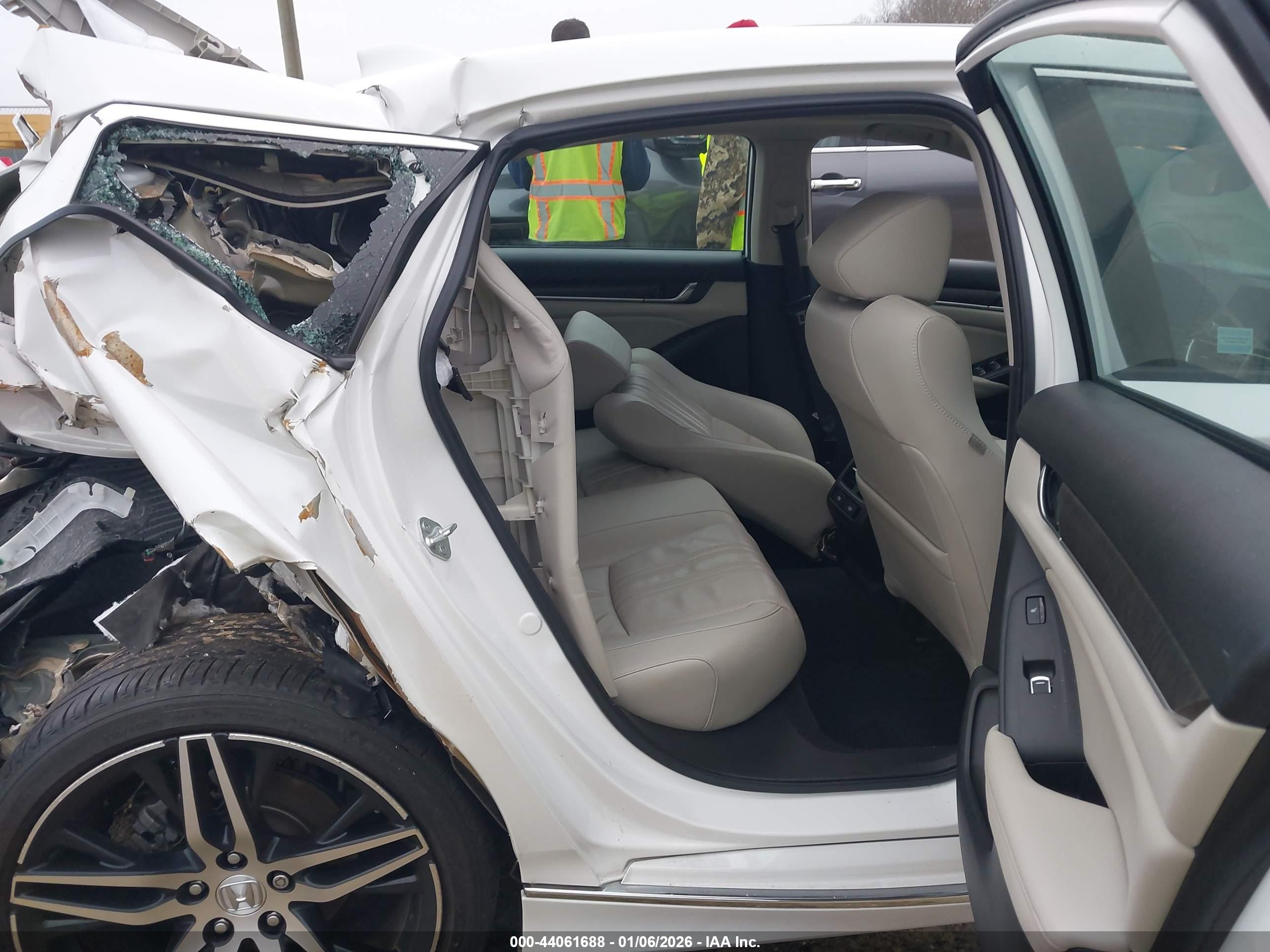 HONDA ACCORD image 8