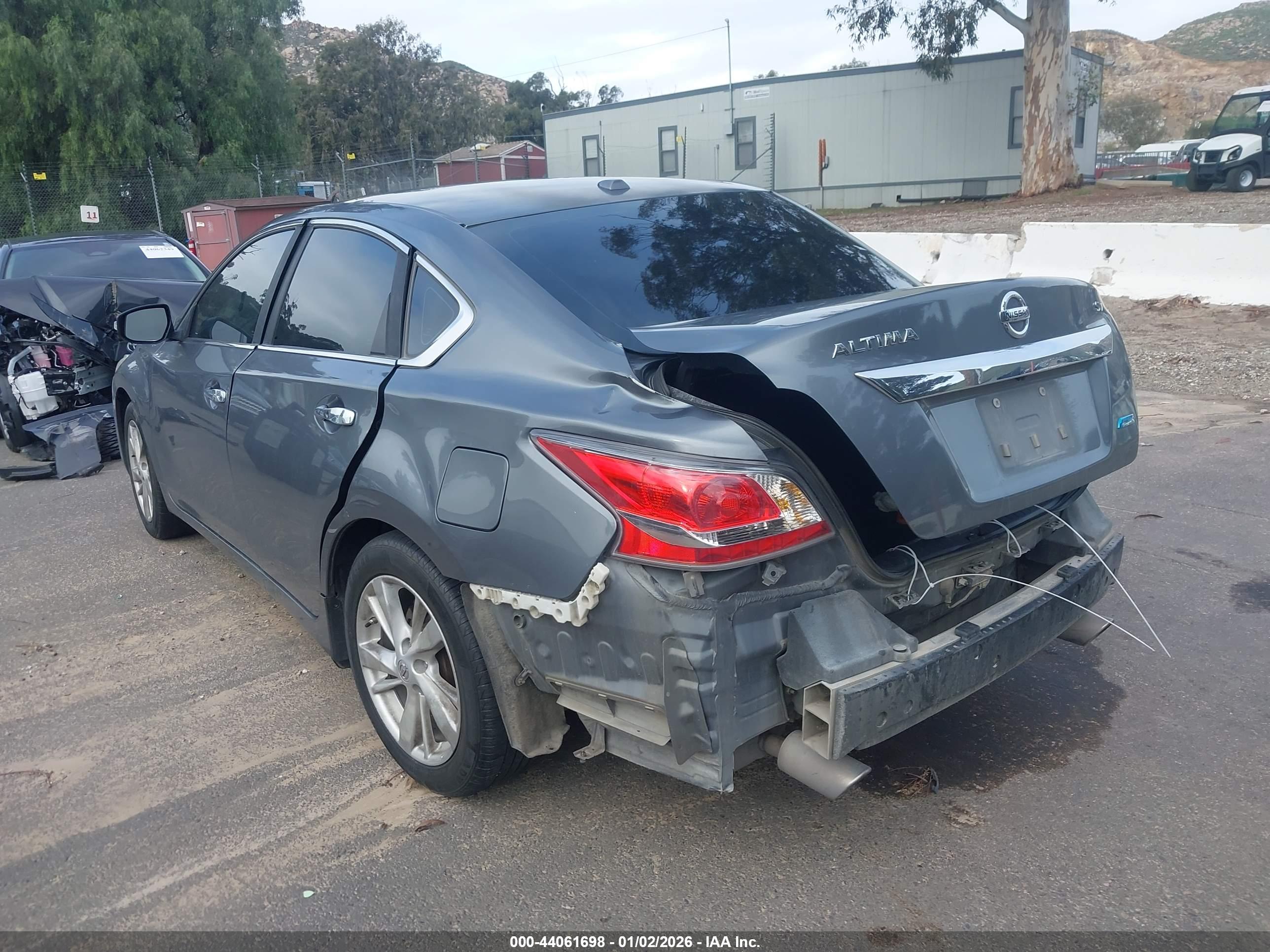 NISSAN ALTIMA image 3