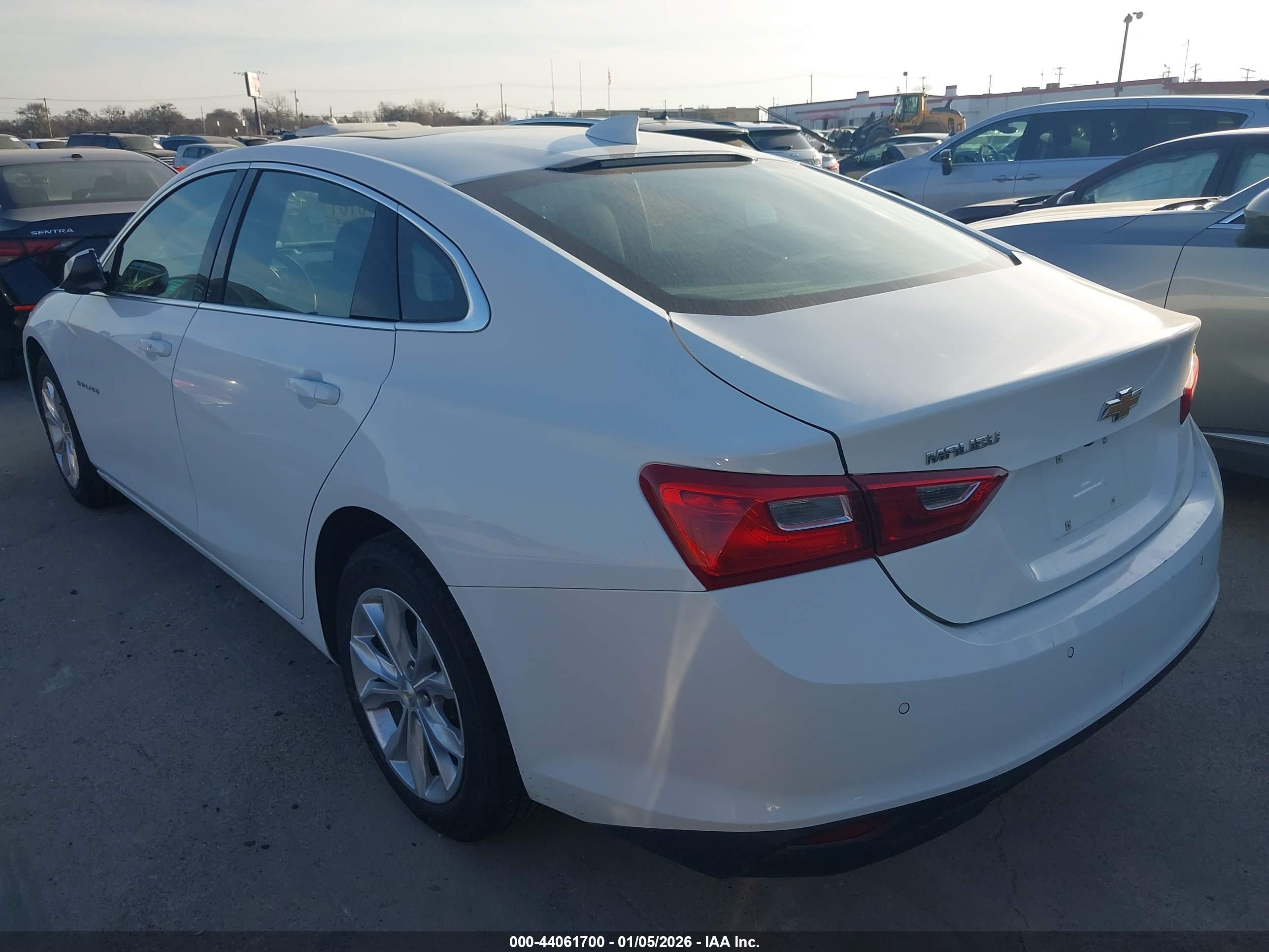 CHEVROLET MALIBU image 3