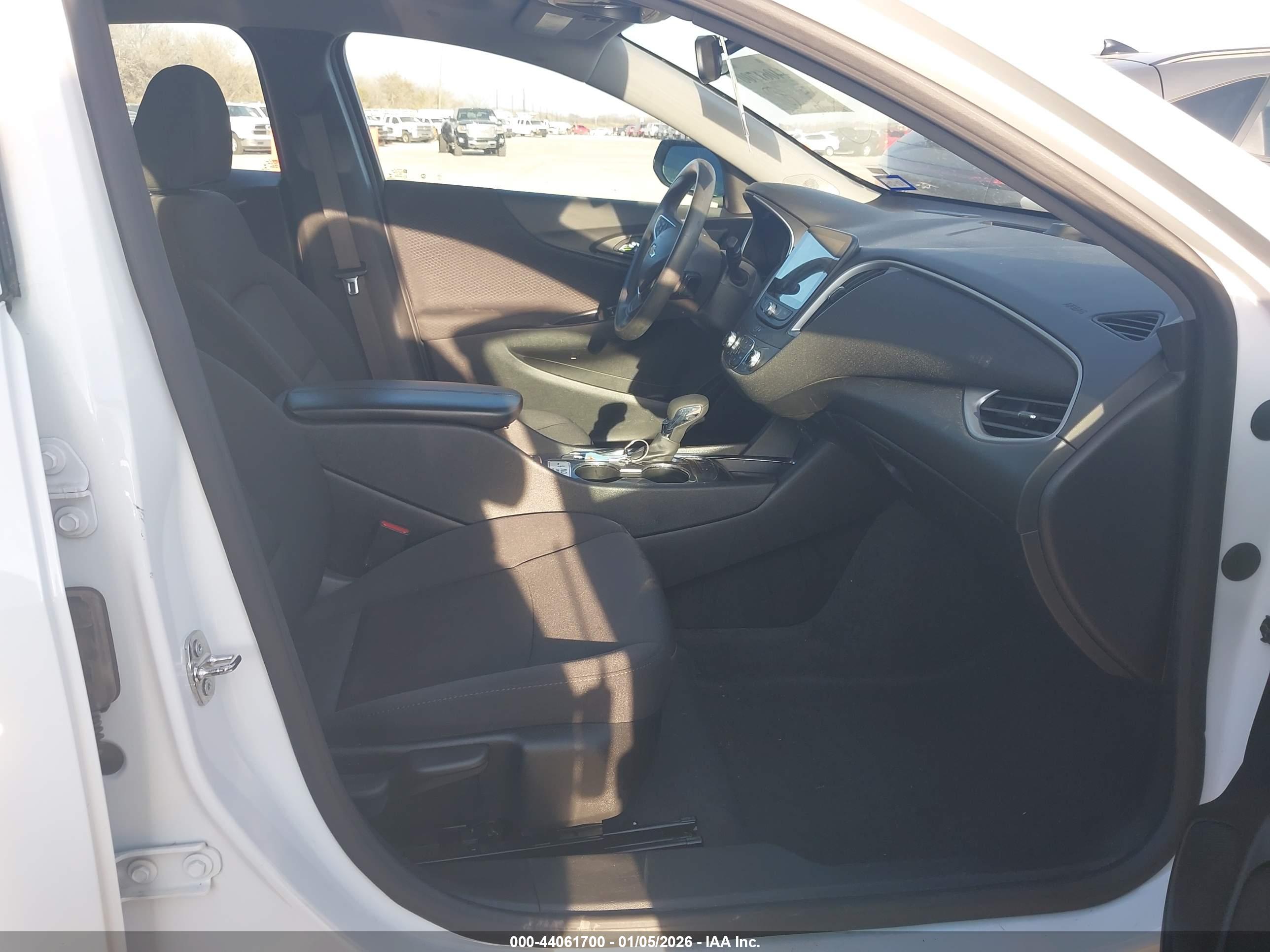 CHEVROLET MALIBU image 5