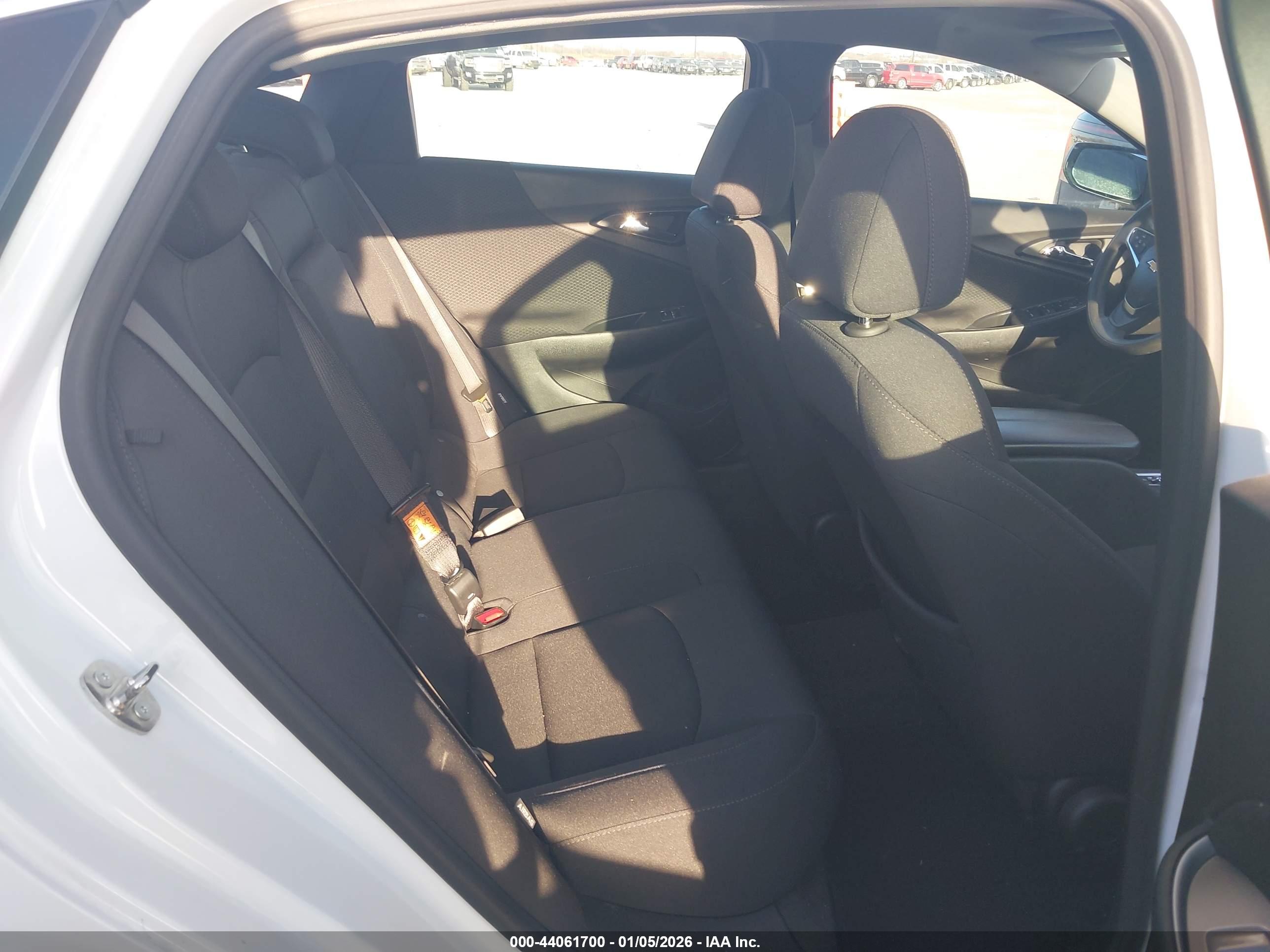 CHEVROLET MALIBU image 8
