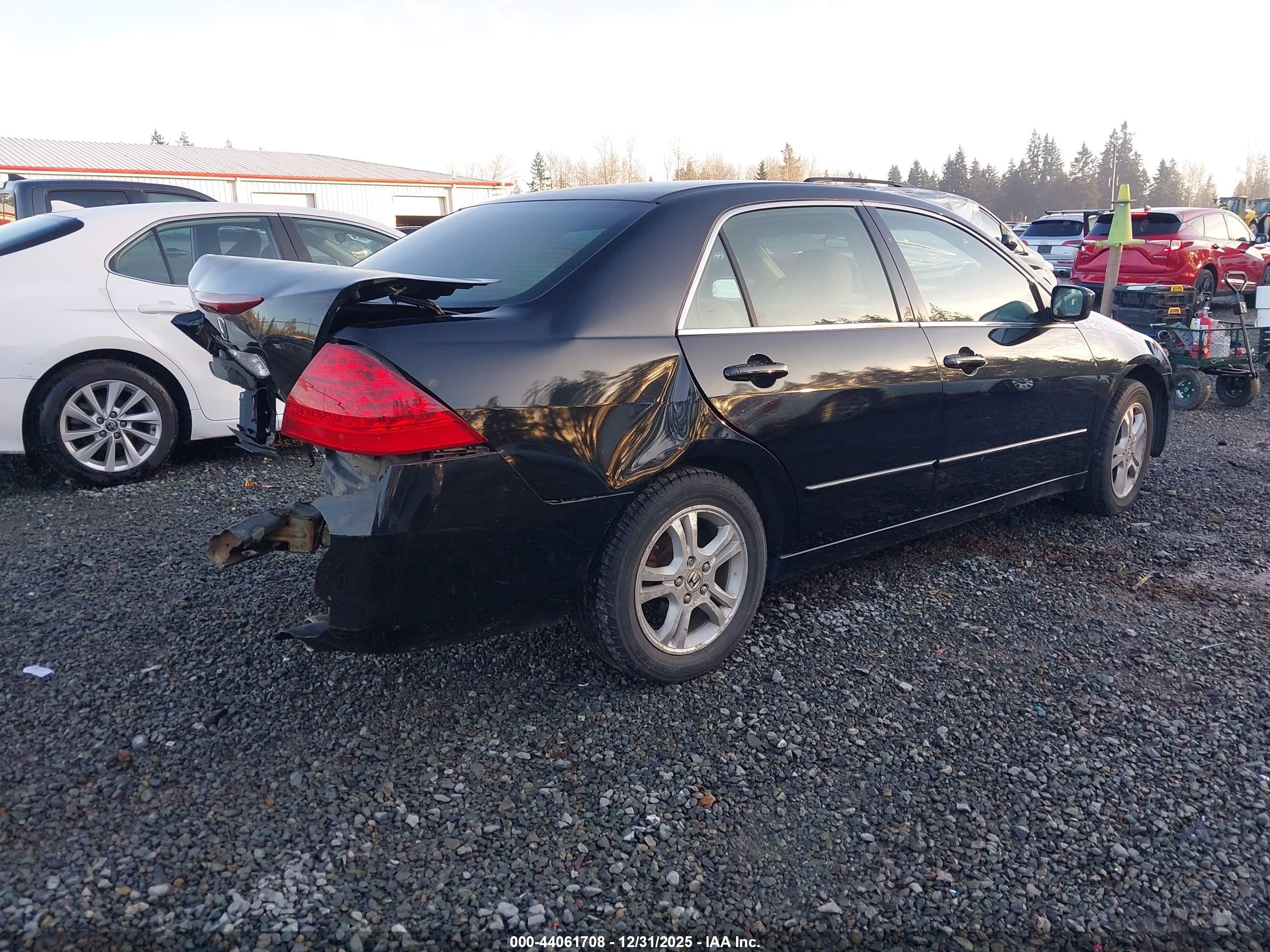 HONDA ACCORD image 4
