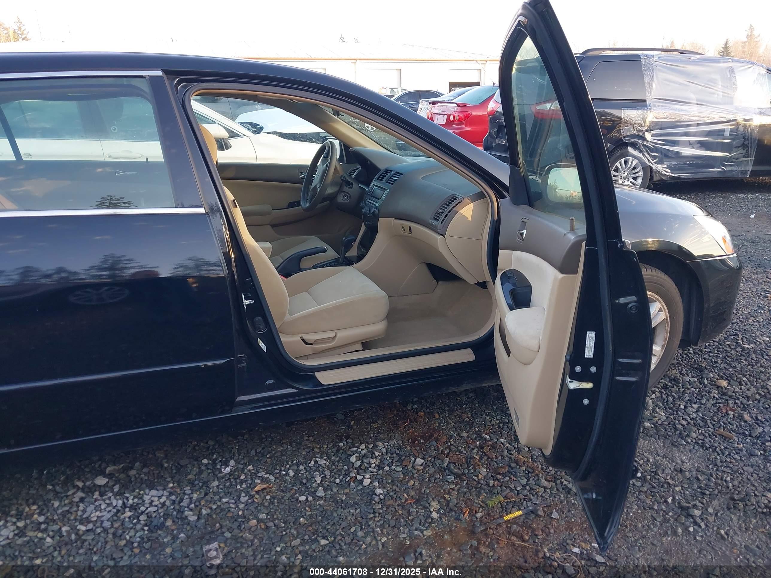 HONDA ACCORD image 5