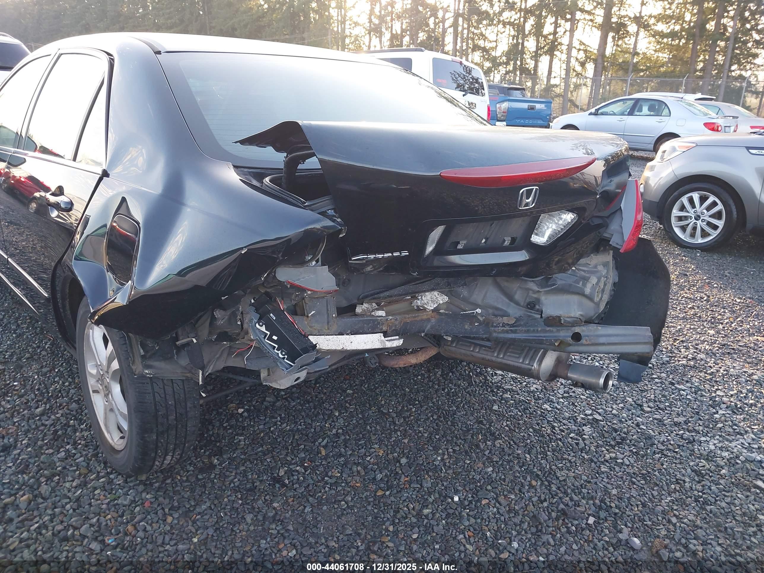 HONDA ACCORD image 6