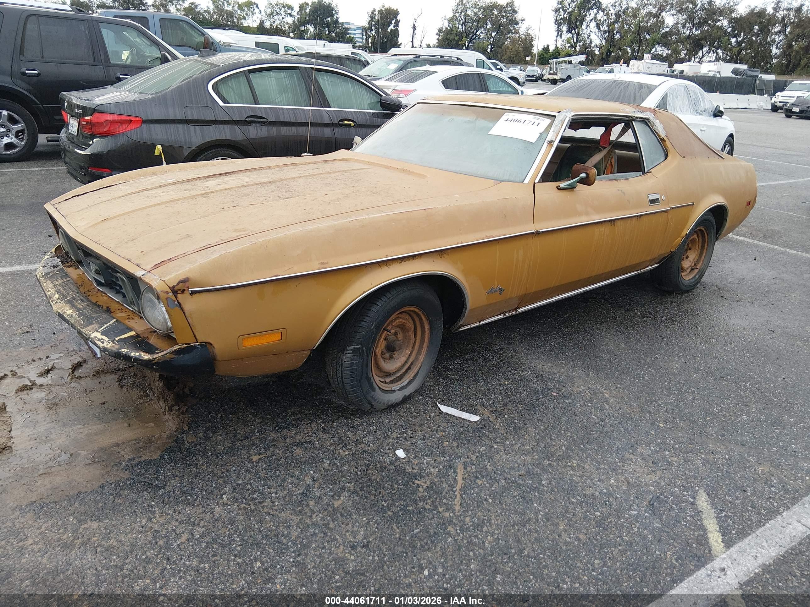 FORD MUSTANG image 2