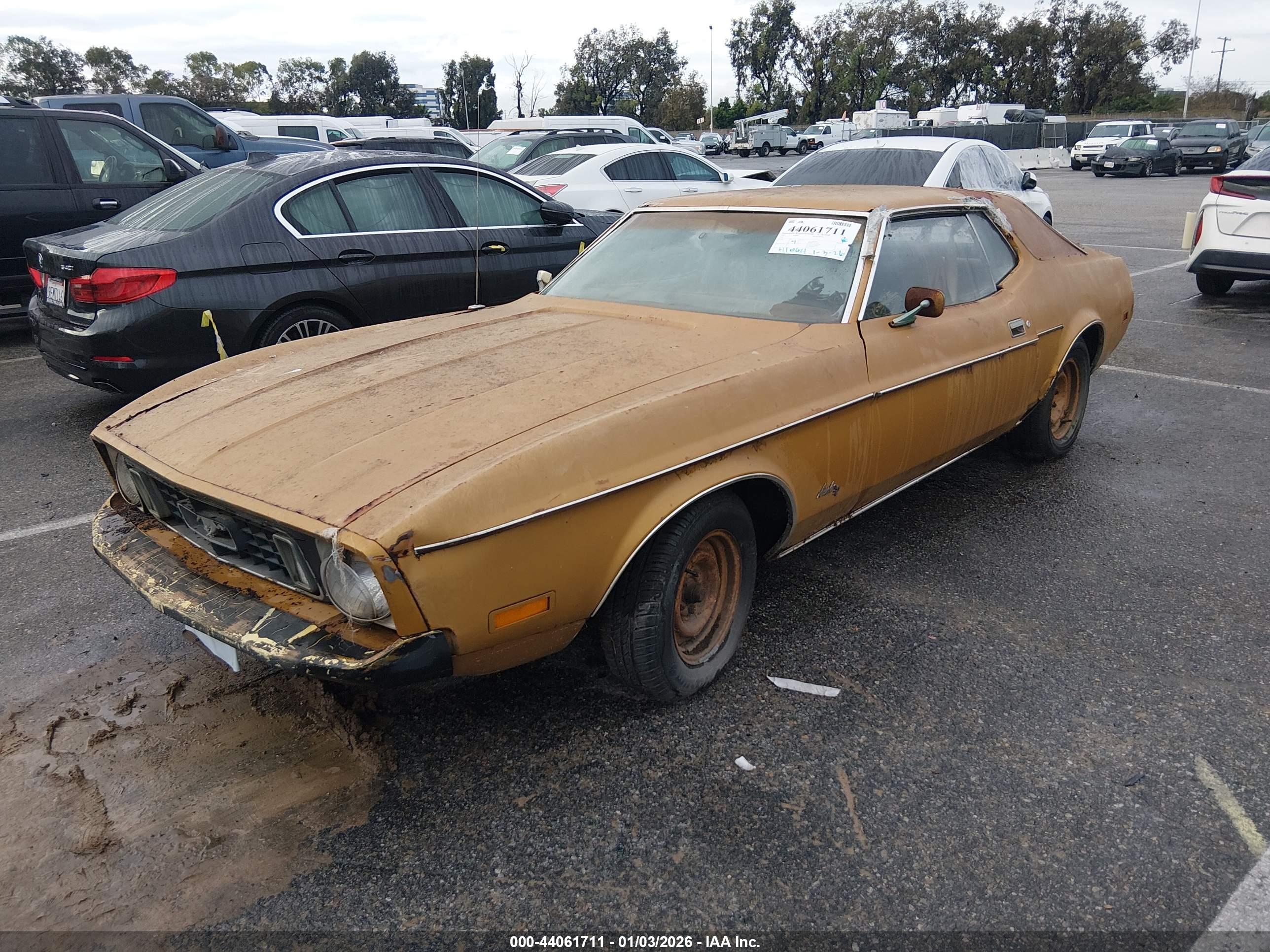 FORD MUSTANG image 6