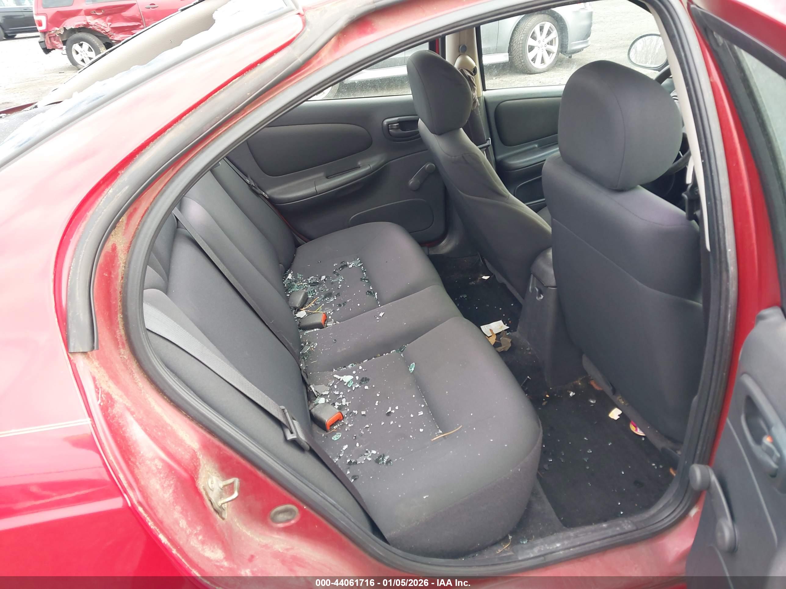 DODGE NEON image 8
