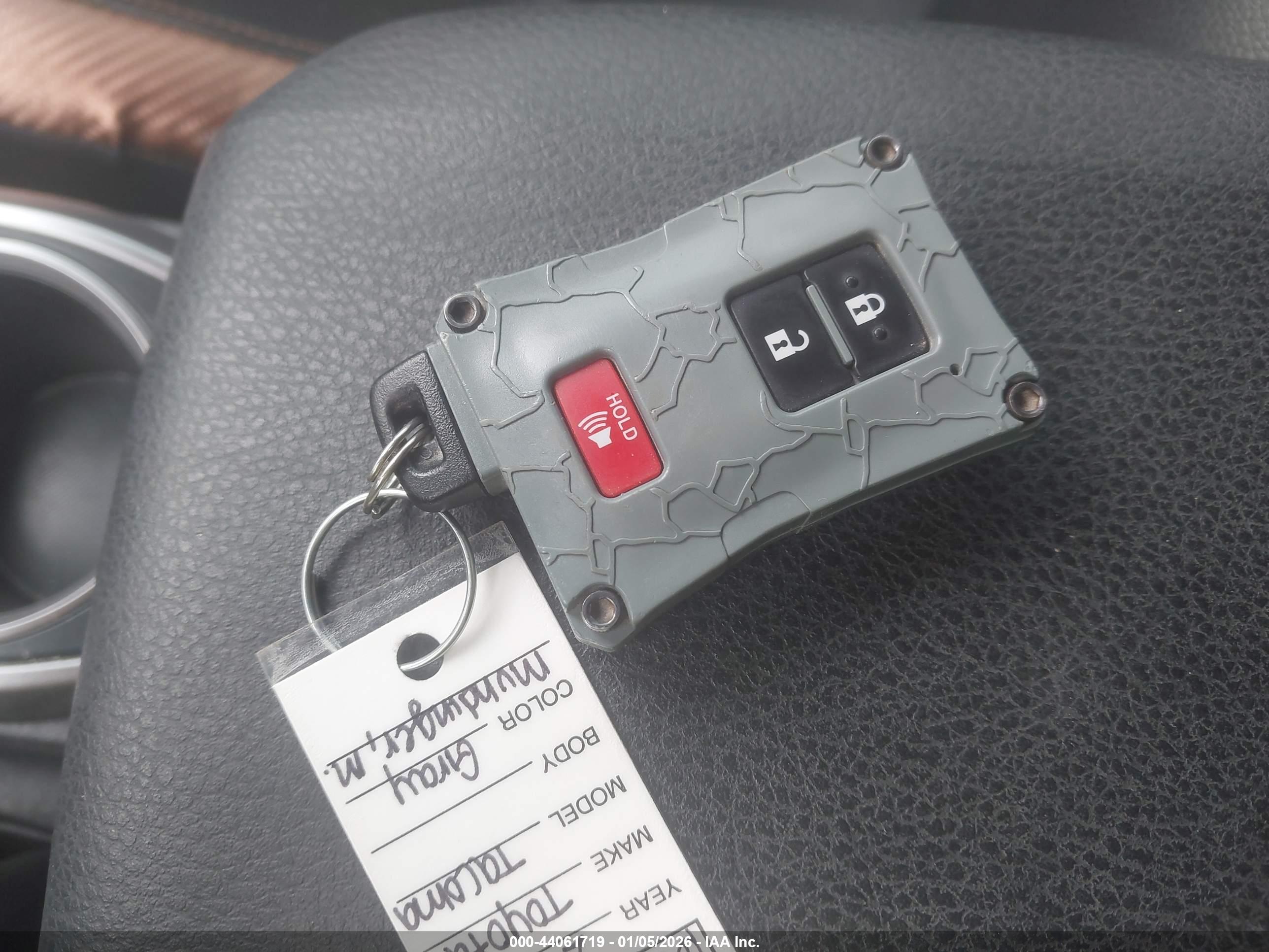 TOYOTA TACOMA image 11