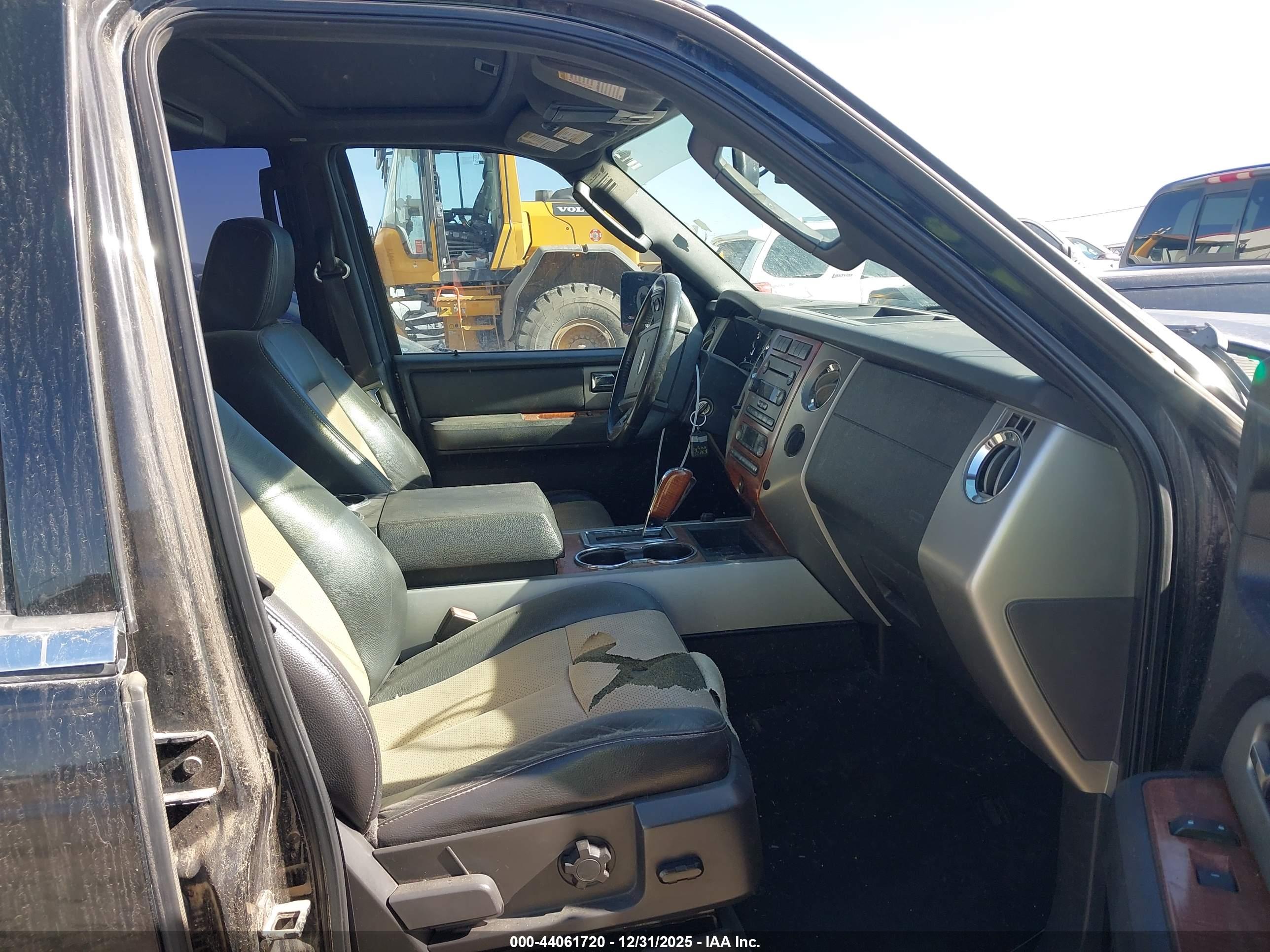FORD EXPEDITION image 5