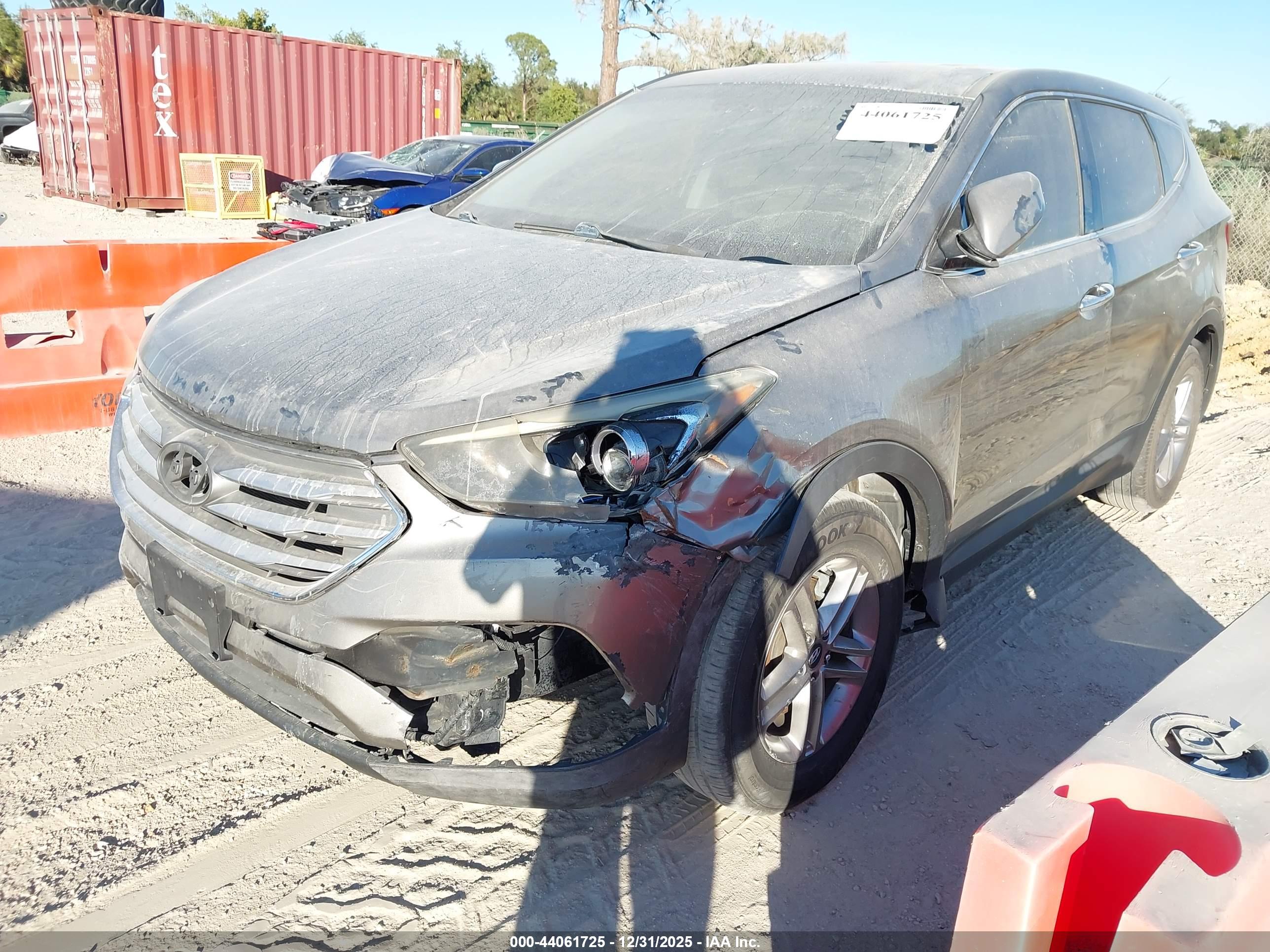 HYUNDAI SANTA image 6