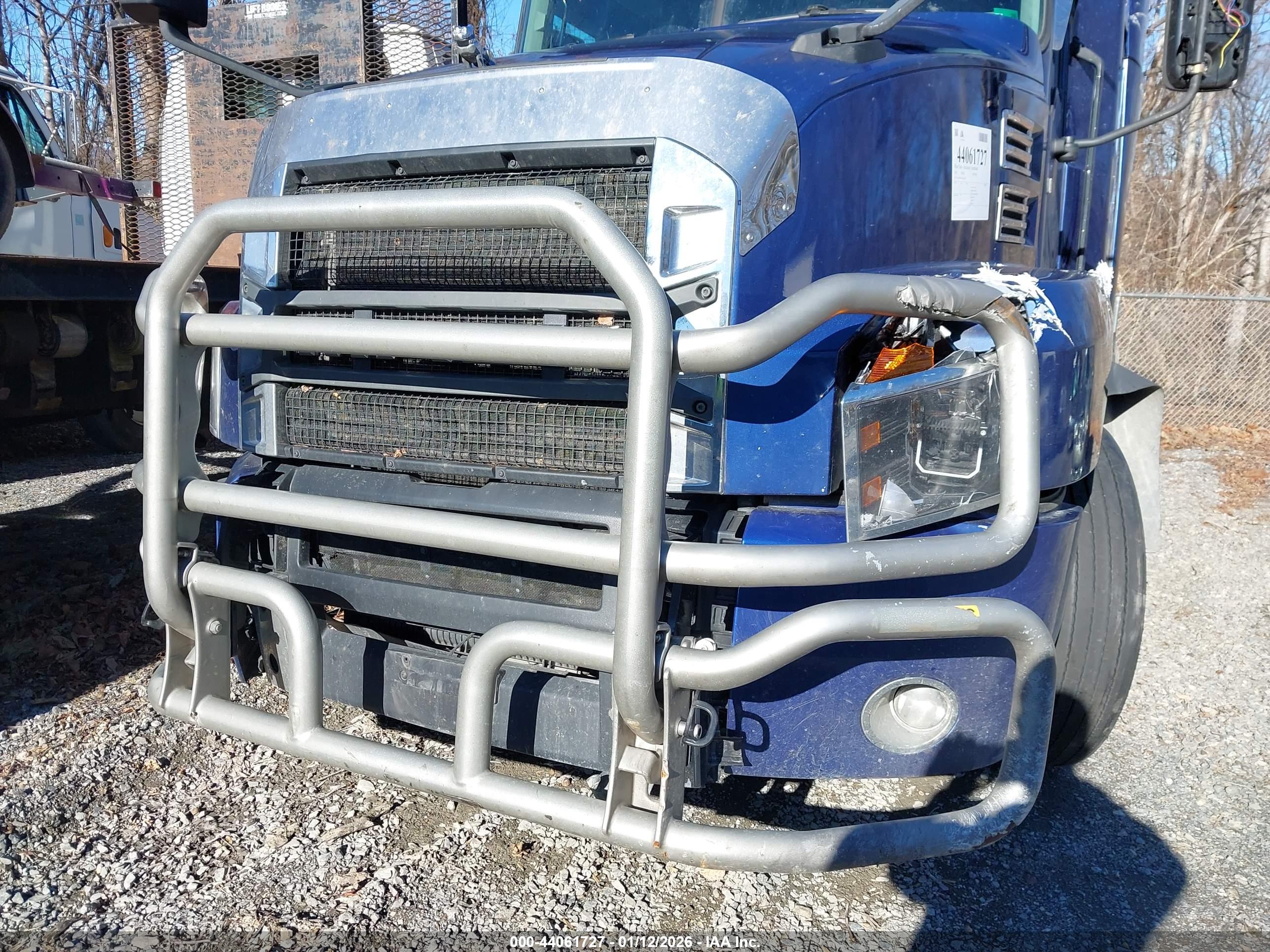 MACK ANTHEM image 10