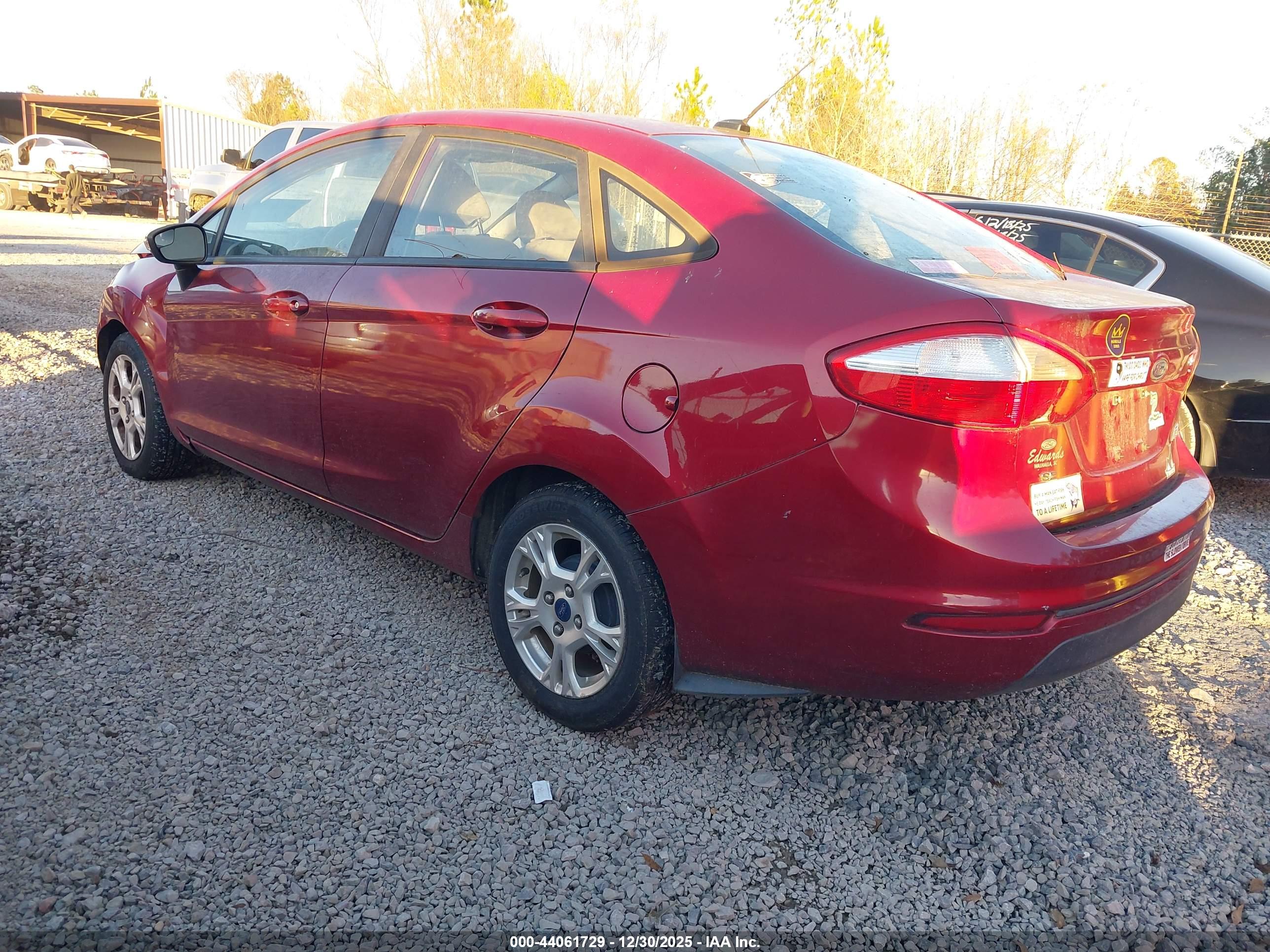 FORD FIESTA image 3