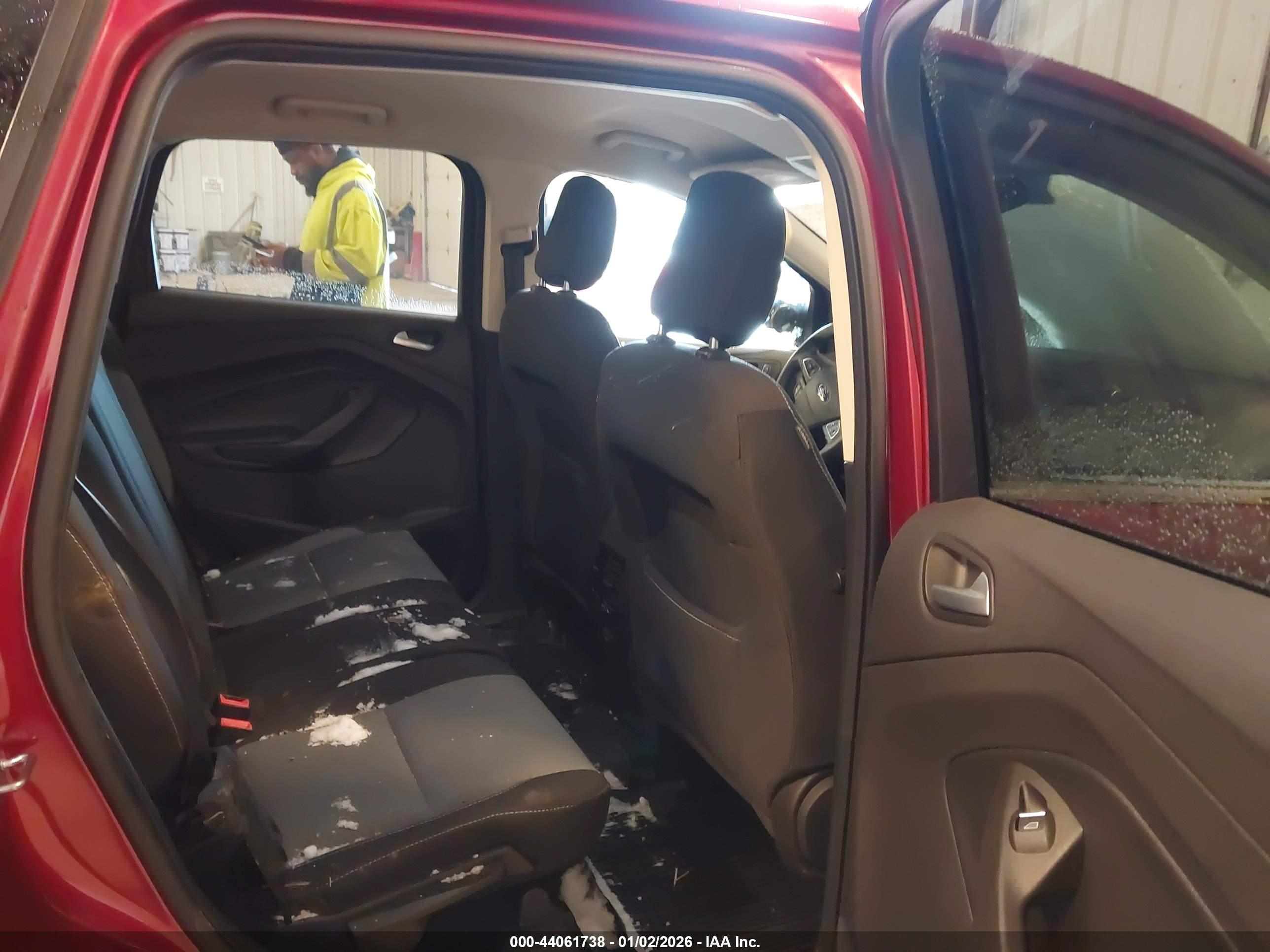 FORD ESCAPE image 8
