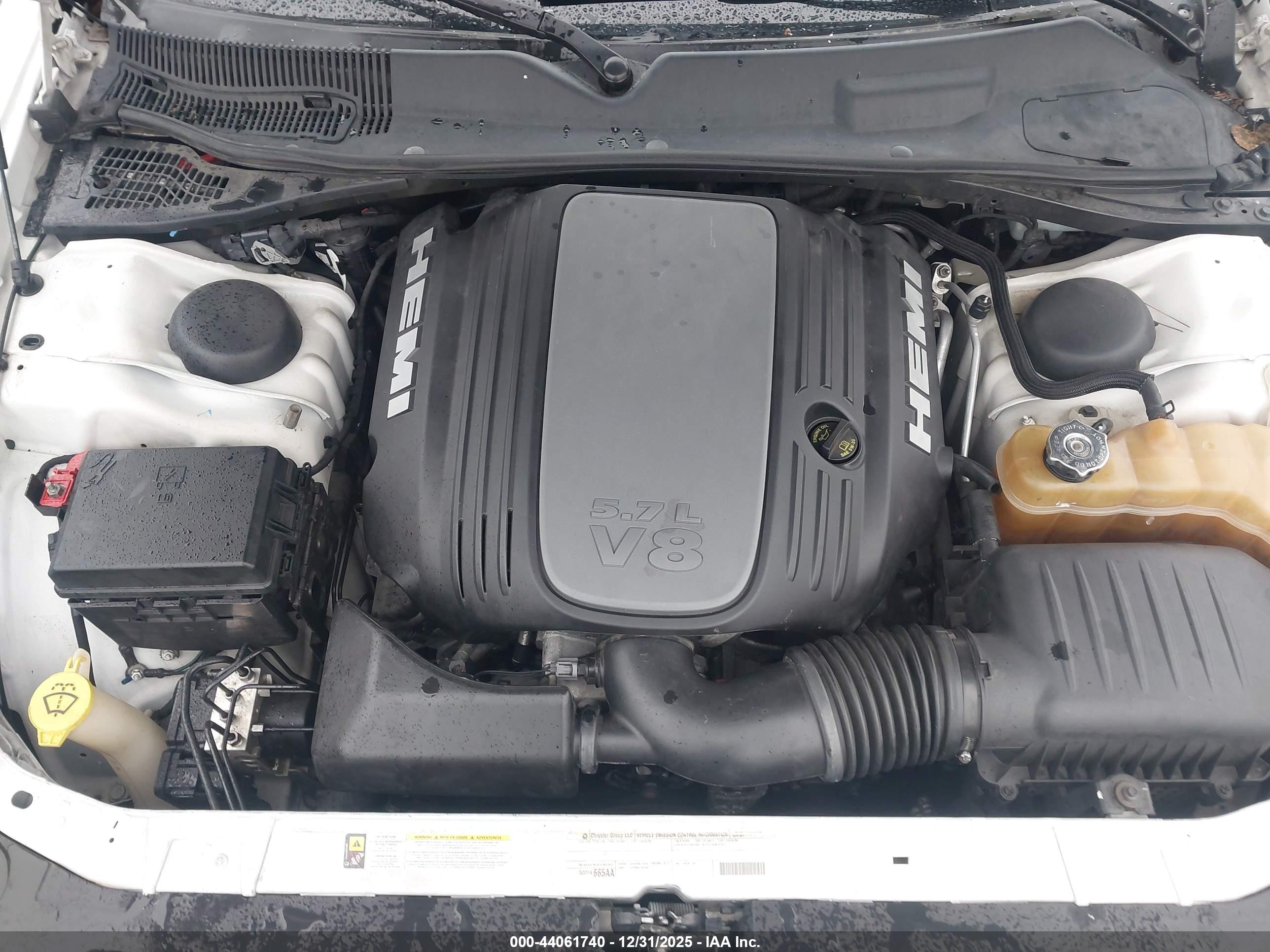 DODGE CHALLENGER image 10