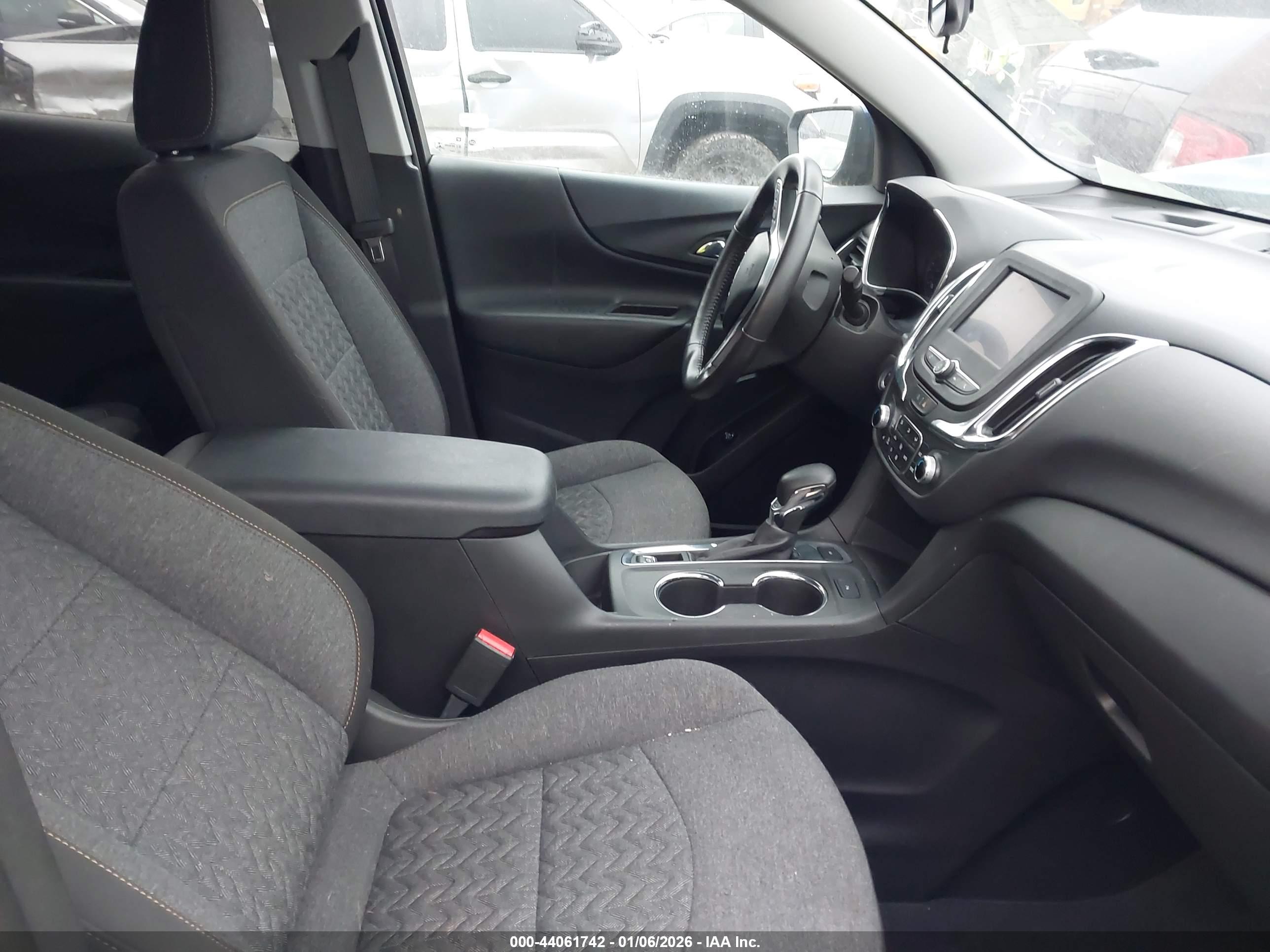 CHEVROLET EQUINOX image 5