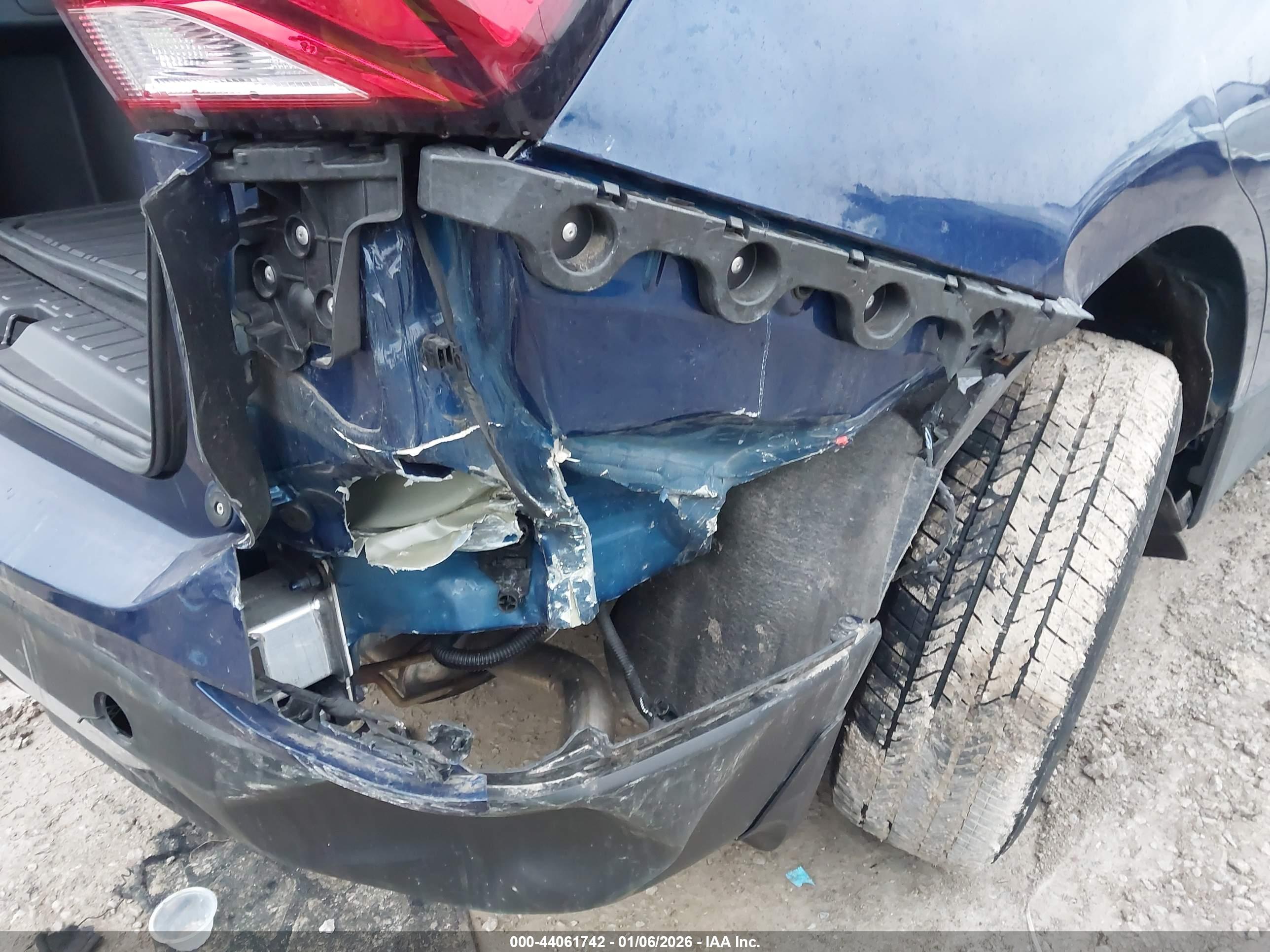 CHEVROLET EQUINOX image 6